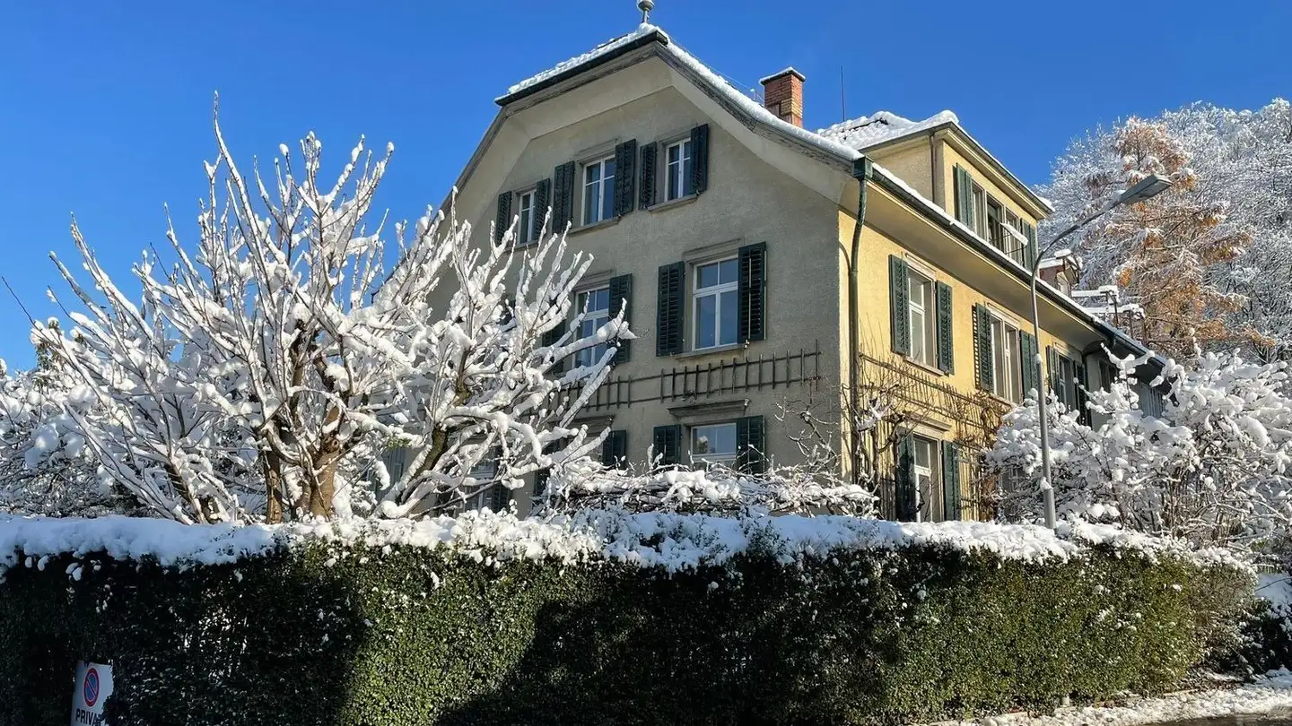 Dachgeschosswohnung mieten - Kartausstrasse 15, 8008 Zürich