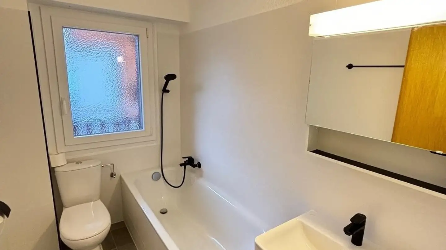 Appartamento in affitto - Place Du Village, 1872 Troistorrents - Photo 4