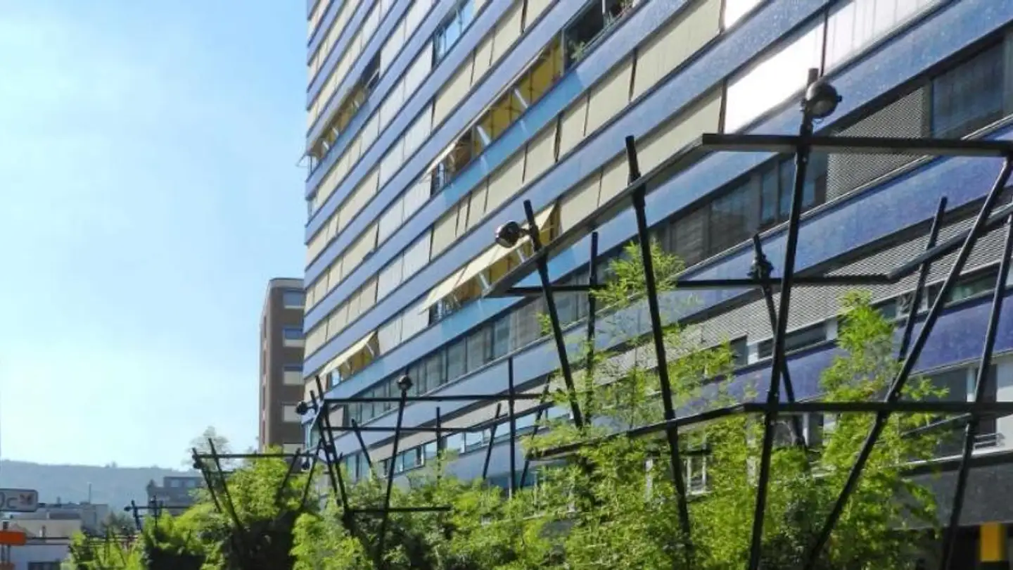 Bureau à louer - Flüelastrasse 31, 8047 Zürich