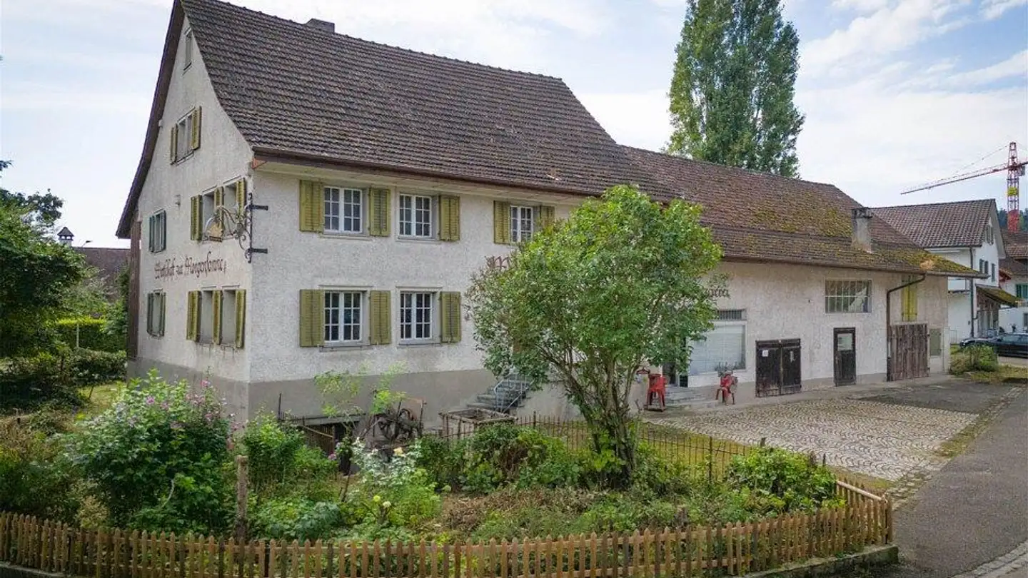 Casa singola in vendita - Dorfstrasse 23, 8194 Hüntwangen