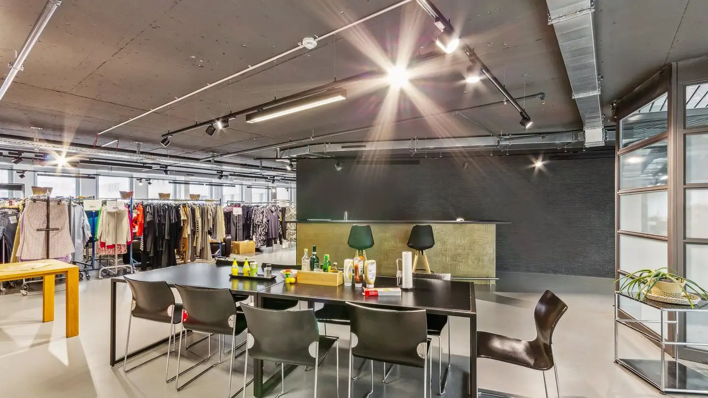 Office space for rent - Alpenstrasse 3, 8152 Glattpark (Opfikon) - Photo 2