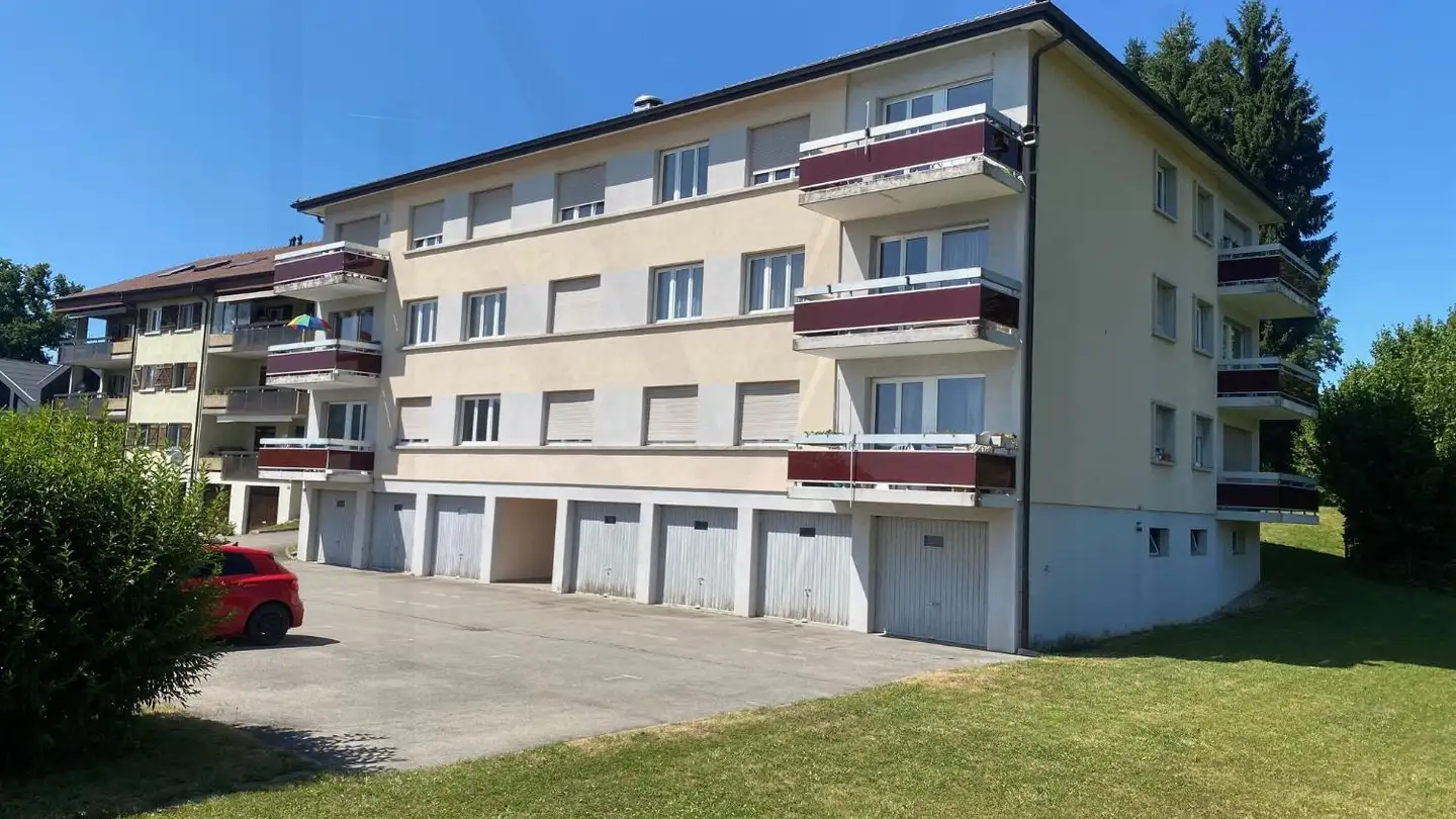 Apartment for rent - 1649 Pont-la-Ville - Photo 2