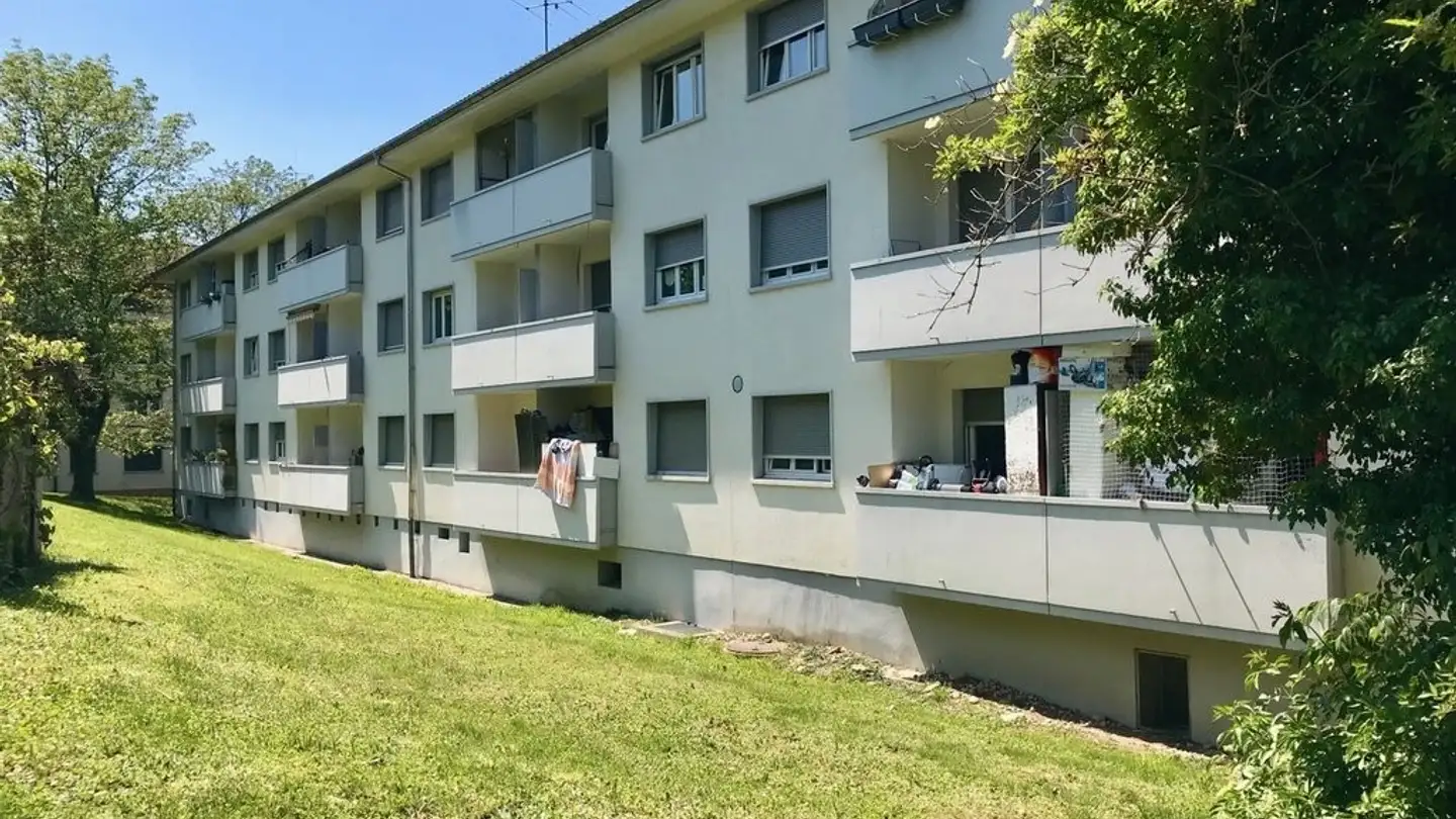 Outdoor parking space for rent - L' Ancienne-Route 77a, 1218 Le Grand-Saconnex