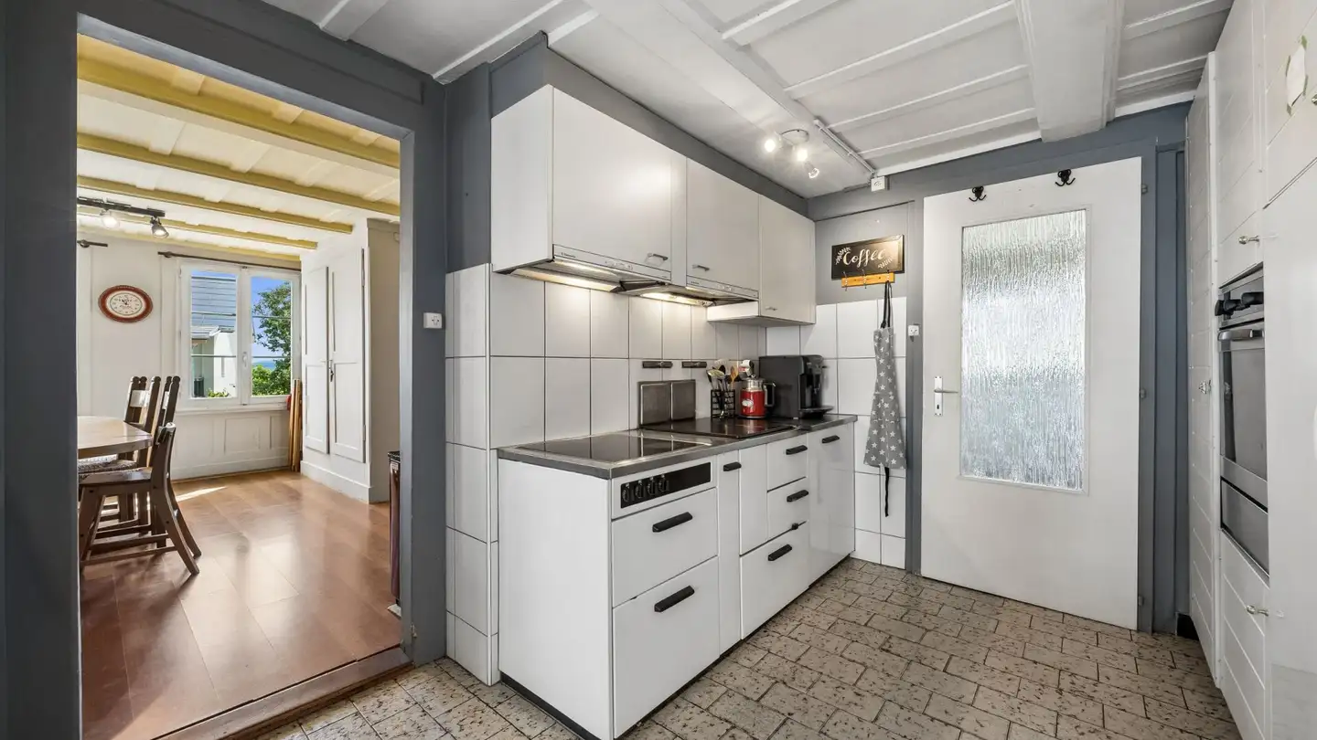 Bauernhof kaufen - Dorfstrasse 26, 2577 Finsterhennen - Foto 4