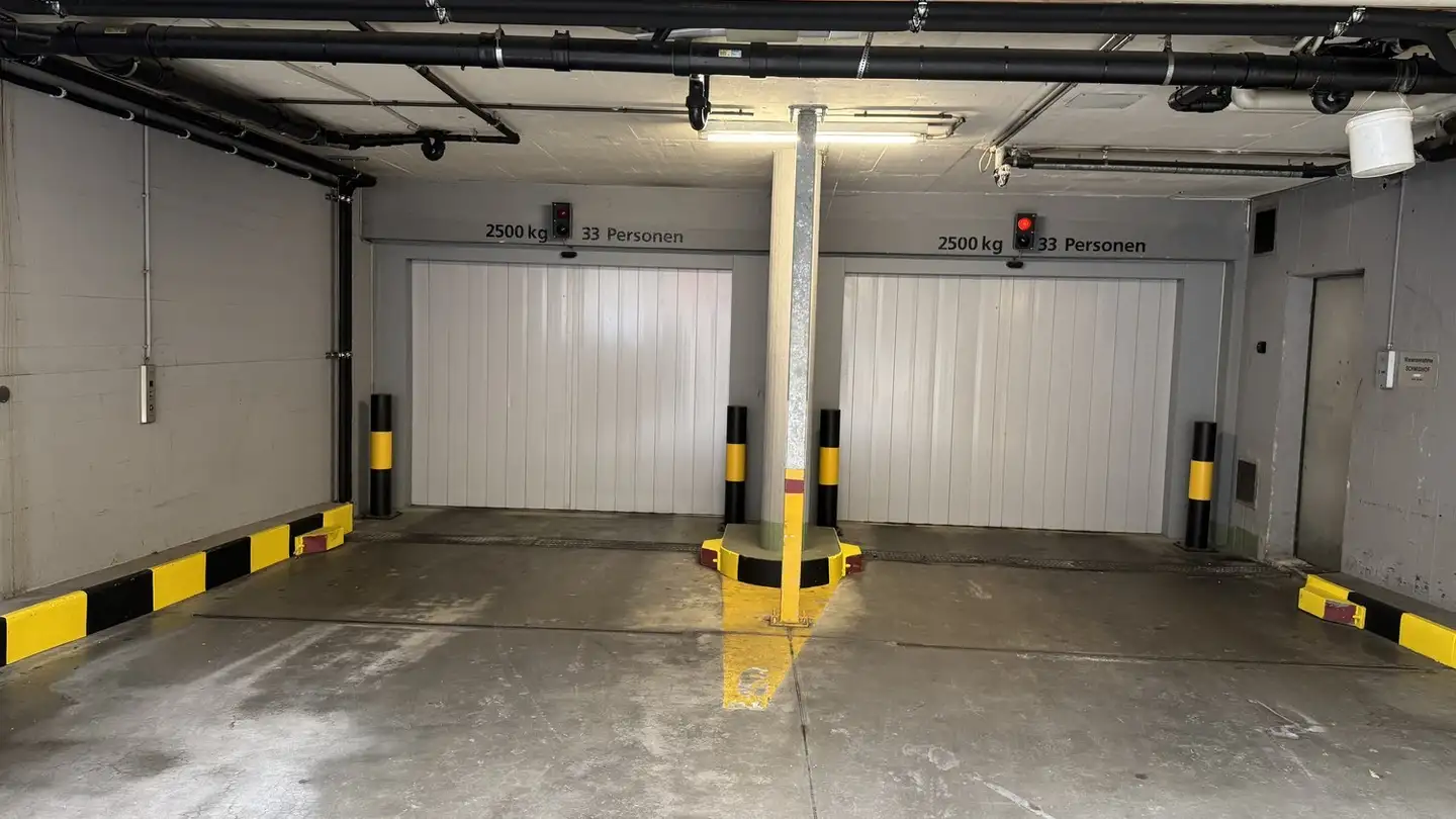 Single garage for rent - Zurlindenstrasse 110, 8003 Zürich