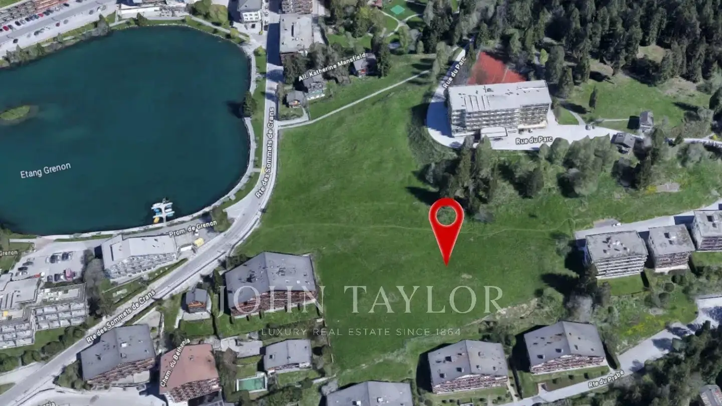 Mixed-use building for sale - 3963 Crans-Montana