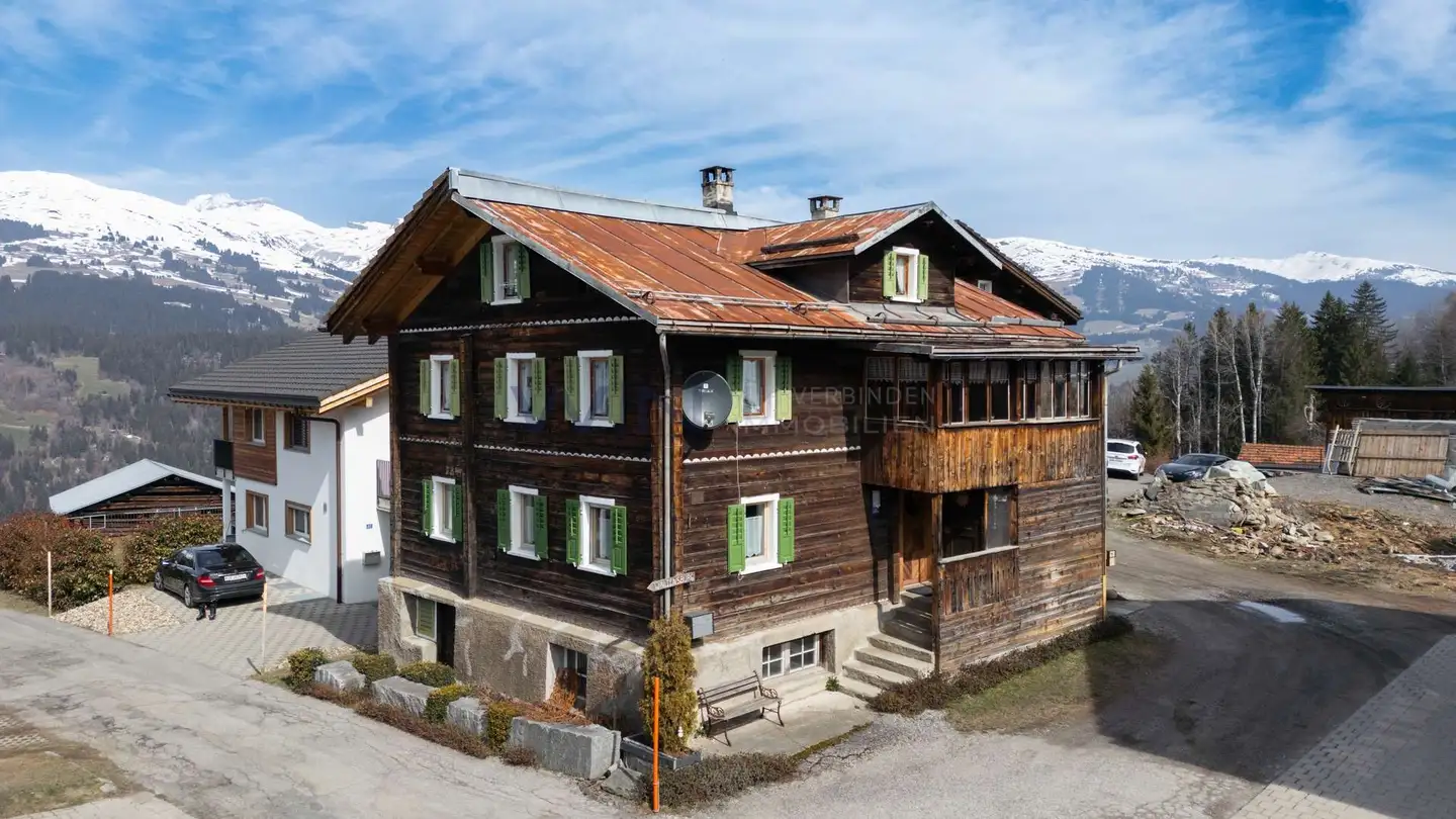 Immeuble résidentiel à vendre - 7134 Obersaxen