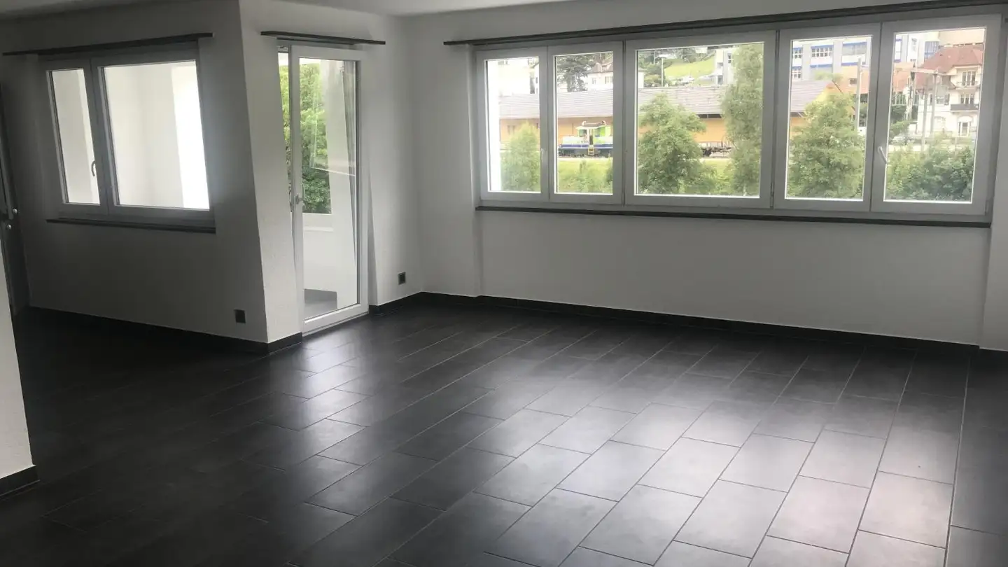 Wohnung mieten - Rue Centrale 7, 2740 Moutier - Foto 2