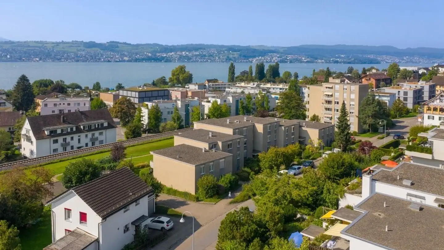 Place de parking souterraine à louer - Herweg 18, 8708 Männedorf