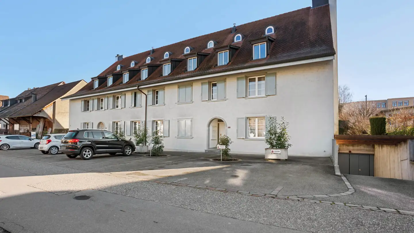 Place de parking souterraine à louer - Mühlegasse 7, 4105 Biel-Benken BL