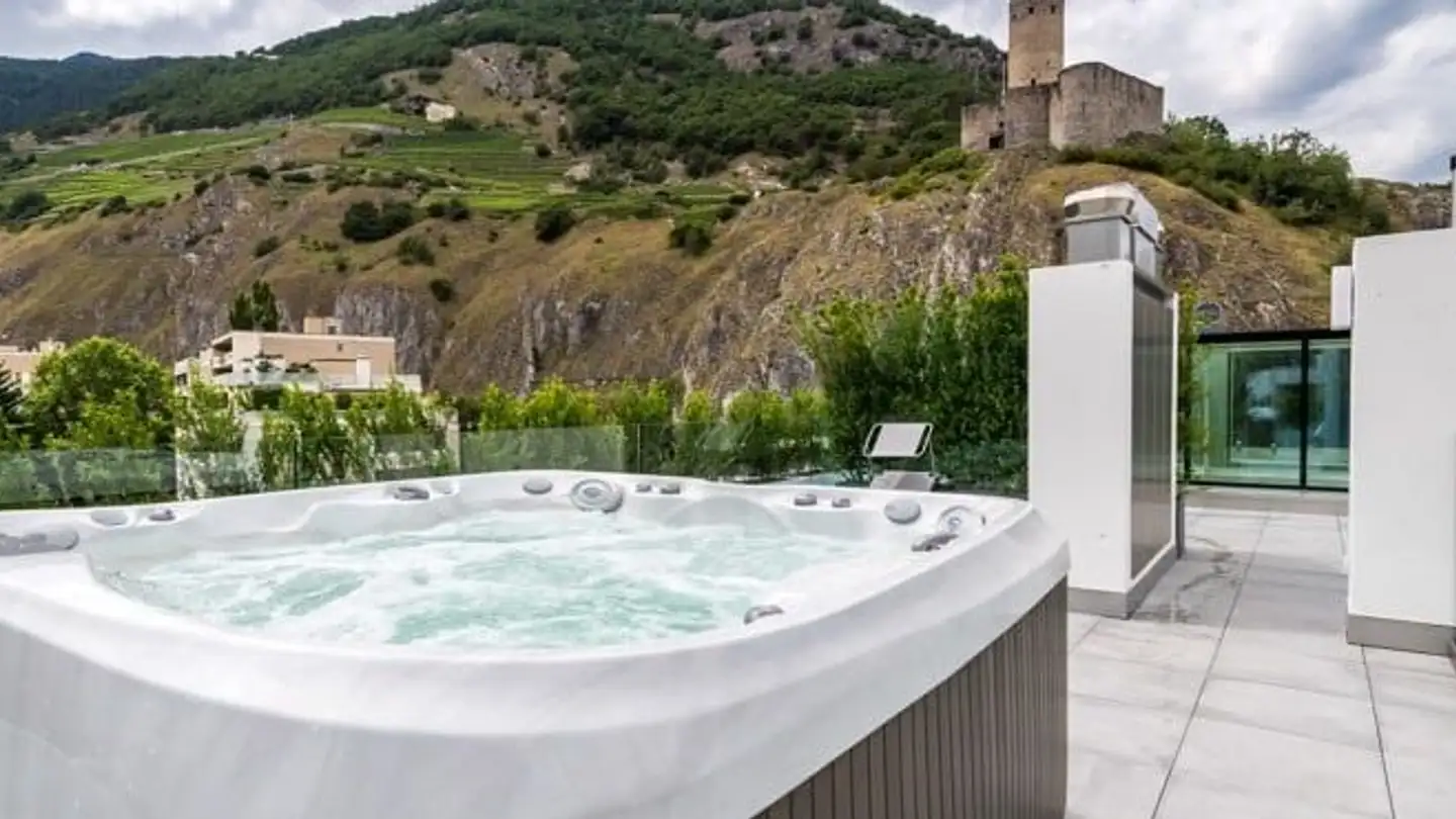 Penthouse for rent - 1920 Martigny