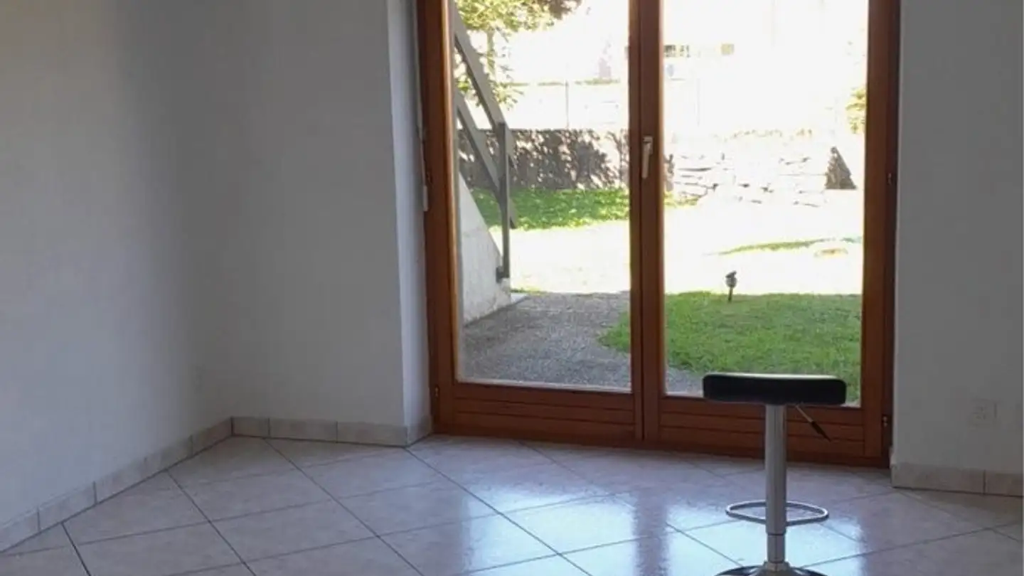 Appartamento in affitto - Via Al Noce 12, 6572 Quartino - Photo 3