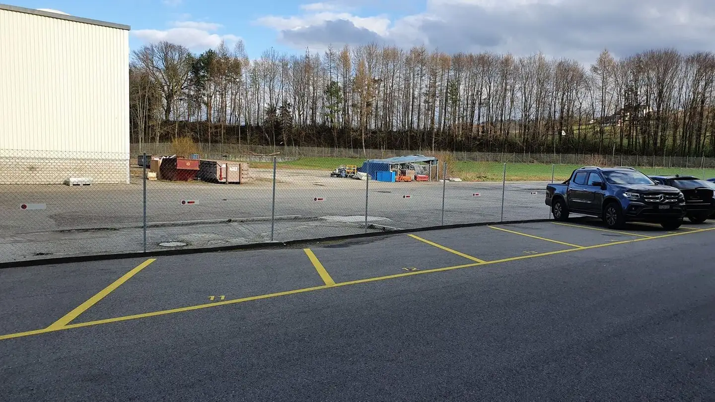 Grande magazzino in affitto - Industriestrasse 177, 3178 Bösingen - Photo 2