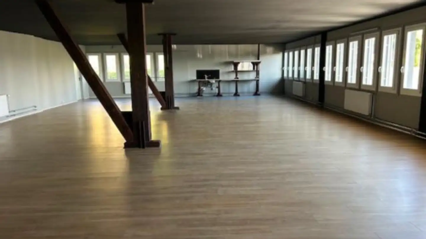 Werkstatt mieten - Kirchfeldstrasse 42, 6032 Emmen
