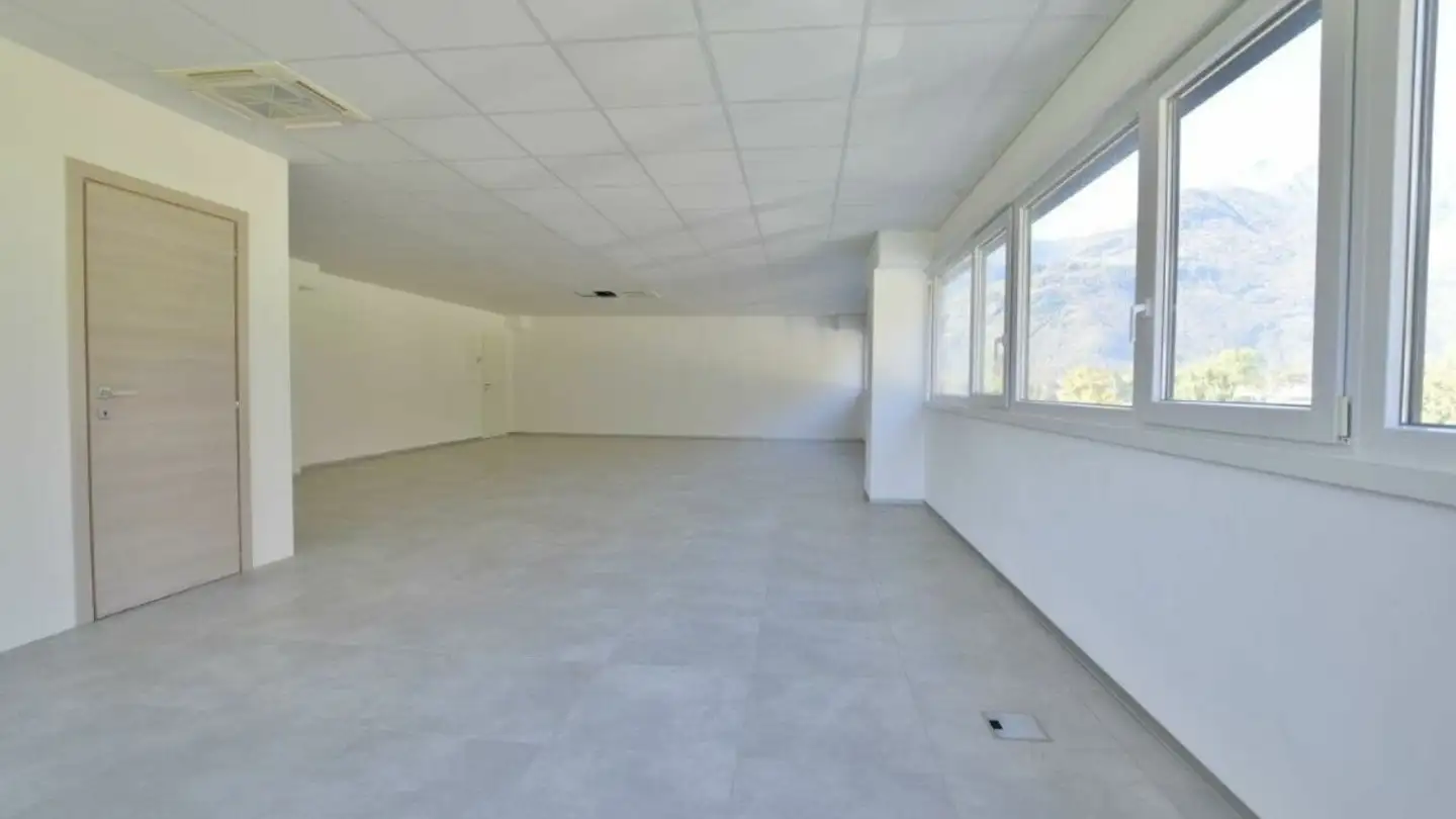 Office space for rent - Via Quatorta, 6533 Lumino - Photo 3