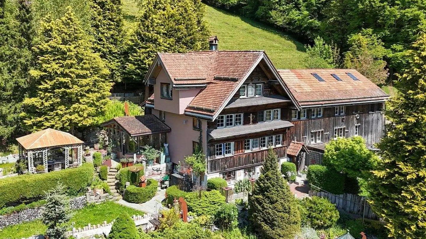 Single house for sale - 9115 Dicken