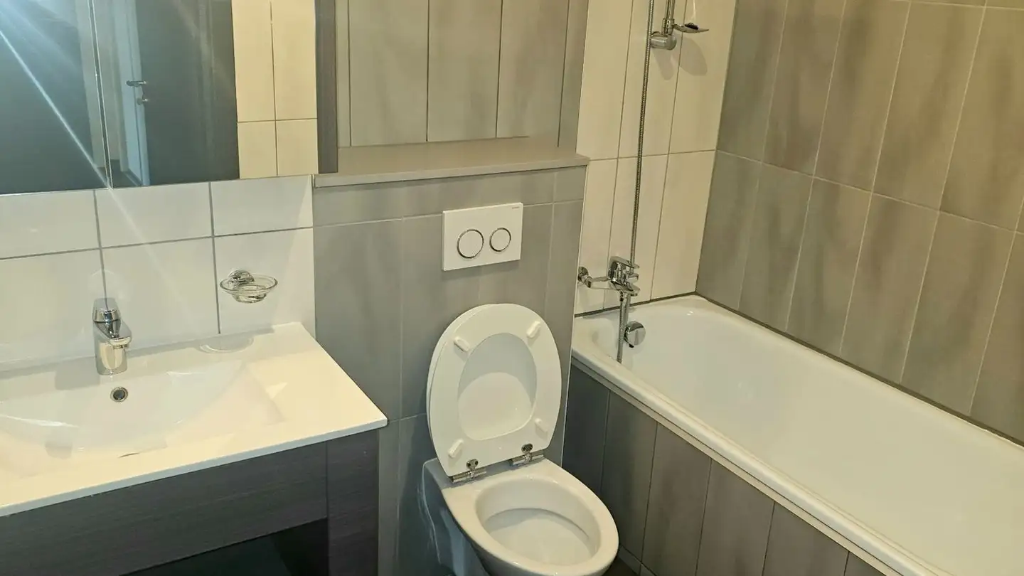 Apartment for sale - Rue Du Crêt, 2300 La Chaux-de-Fonds - Photo 2