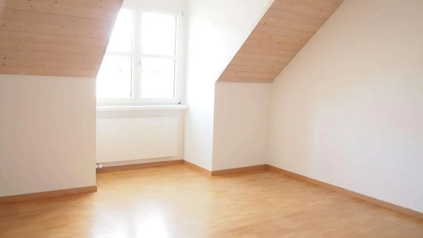 Dachgeschosswohnung mieten - Goethestrasse 18, 8712 Stäfa - Foto 4