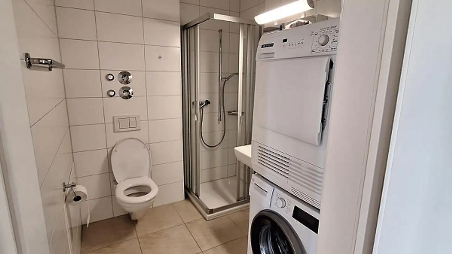 Apartment for rent - Lorzenparkstrasse 14, 6330 Cham - Photo 4