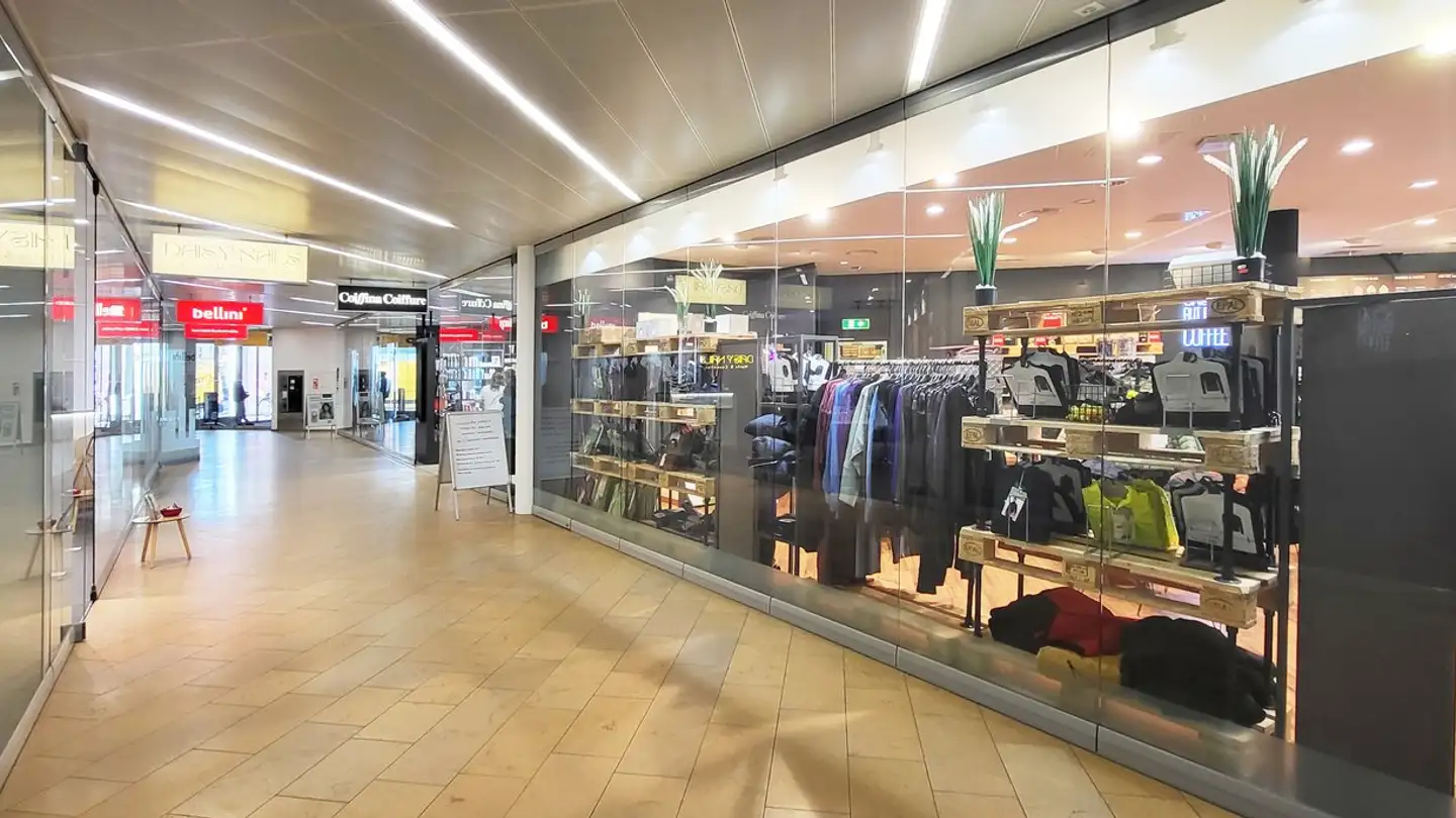 Negozio in affitto - Bahnhofstrasse 11, 5200 Brugg AG - Foto 2