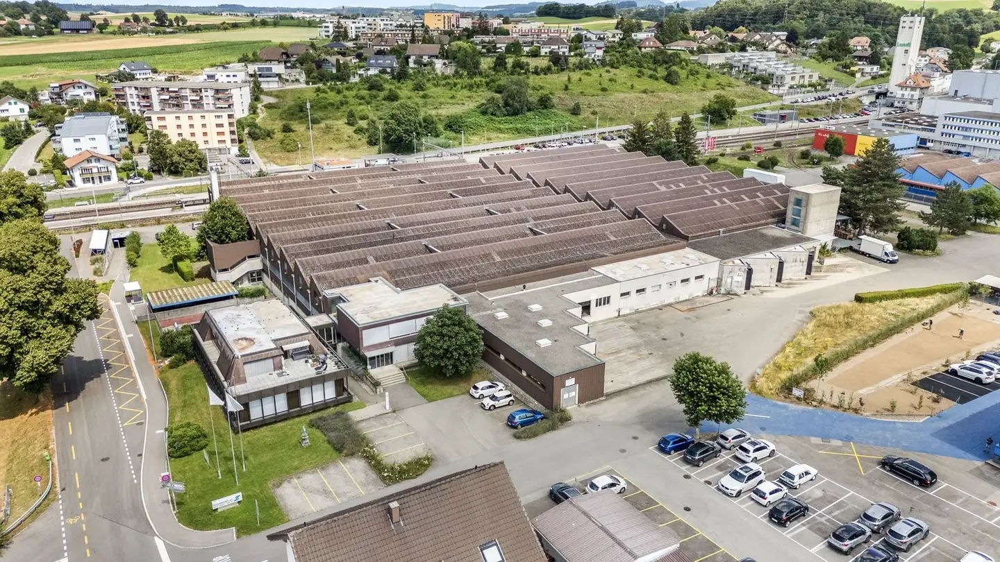 Commercial for rent - Industriestrasse 1, 3185 Schmitten FR