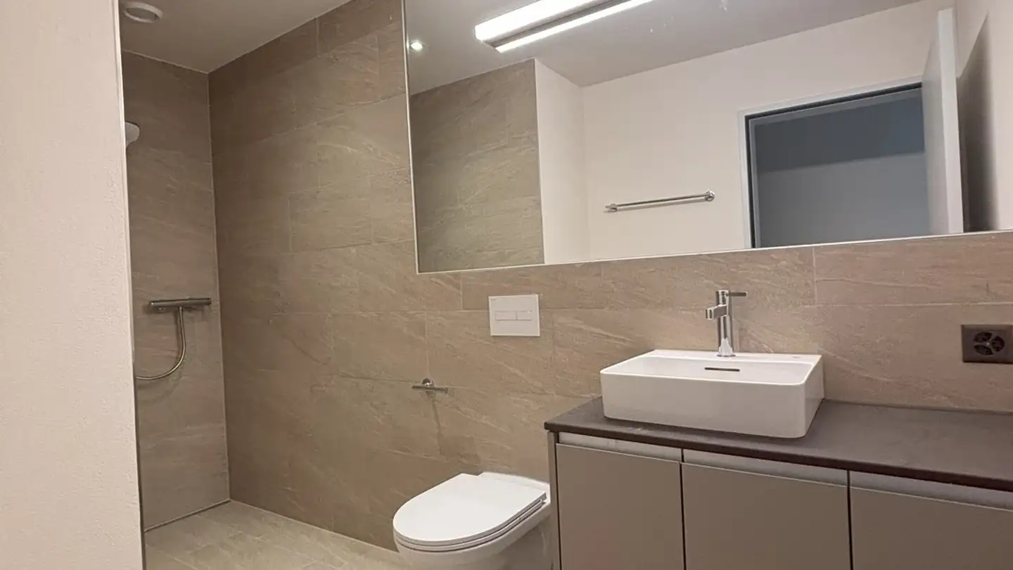 Appartamento in affitto - In Der Breite 6, 8914 Aeugstertal - Photo 3