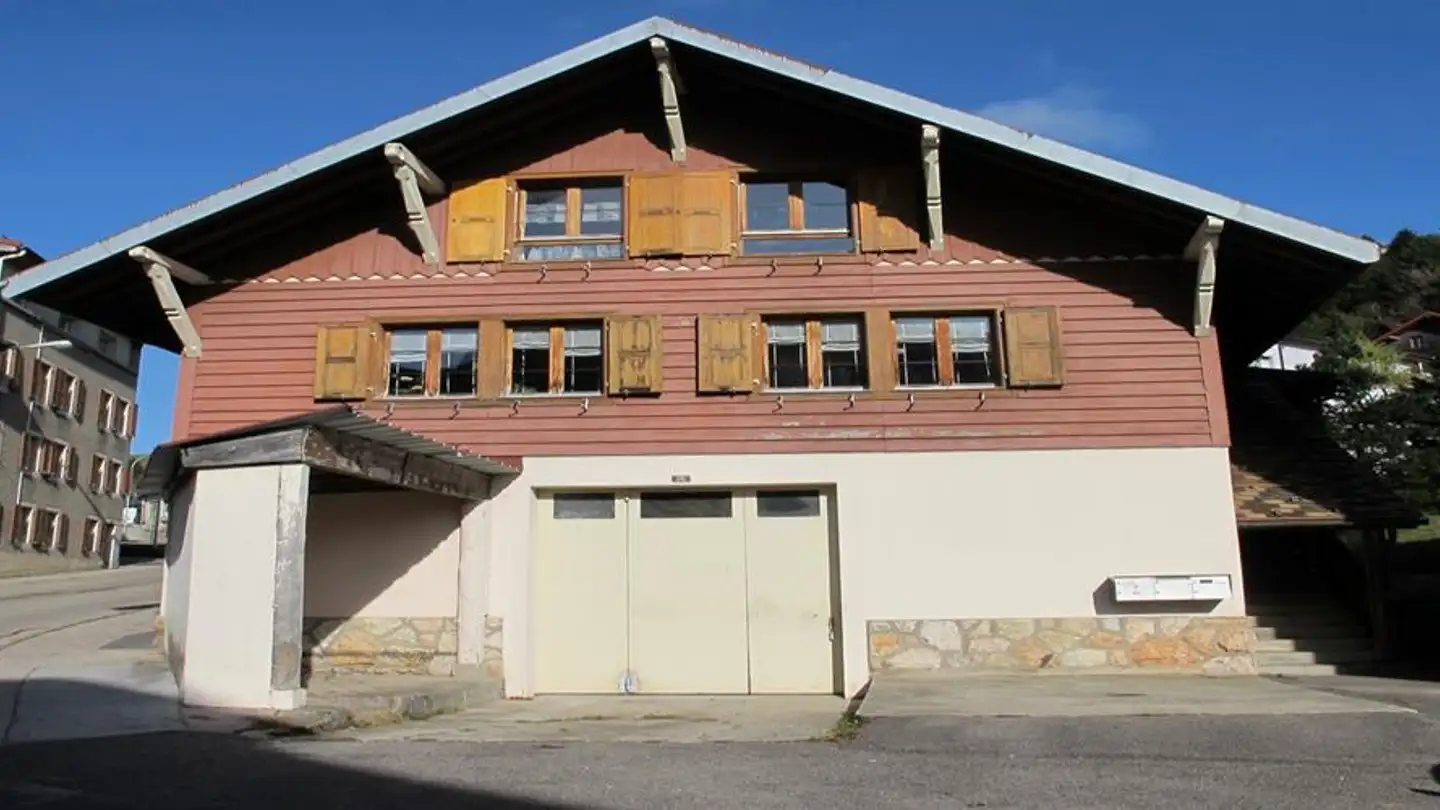 Garage individuel à louer - Place du Marché 16, 1450 Ste-Croix
