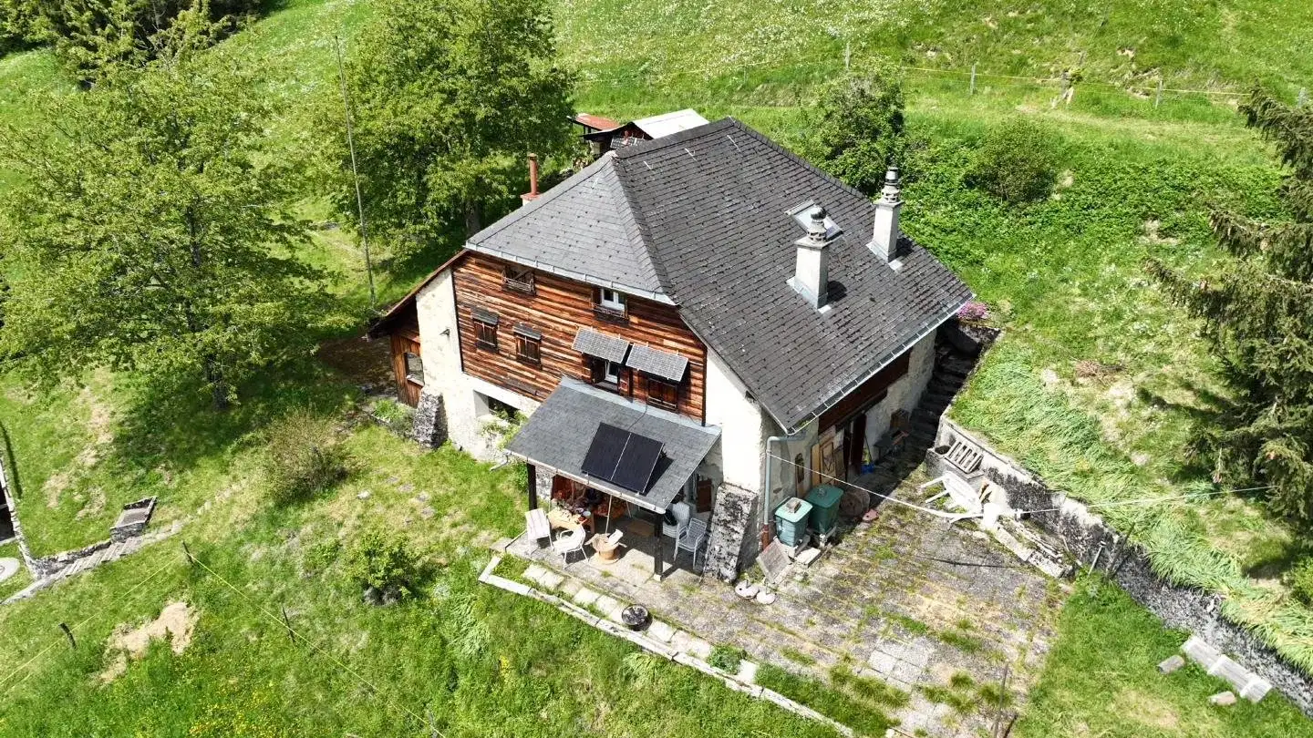 Einfamilienhaus kaufen - Route D'azot 18, 1832 Chamby