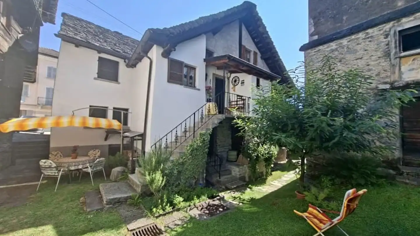 Casa singola in vendita - Stráda De Ciróni 42, 6747 Chironico