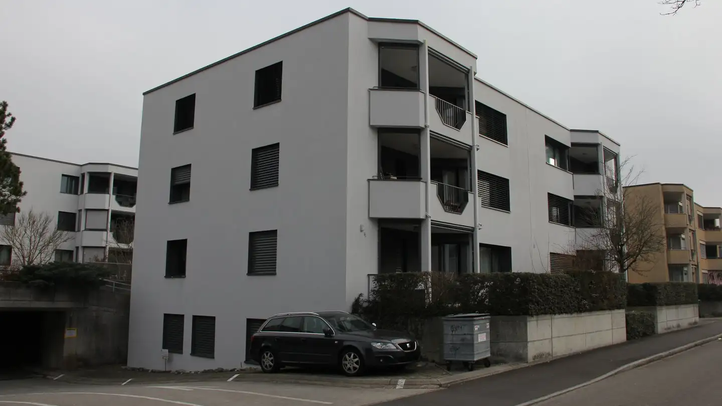 Outdoor parking space for rent - General-Guisan-Strasse 12, 5415 Nussbaumen AG