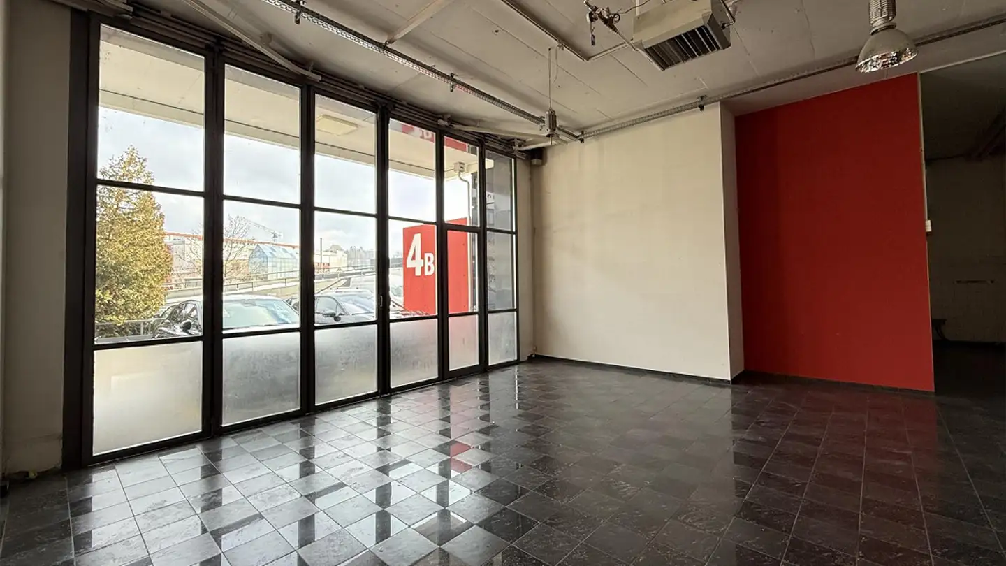 Commercial for rent - Kasernenstrasse 4b, 8184 Bachenbülach - Photo 3