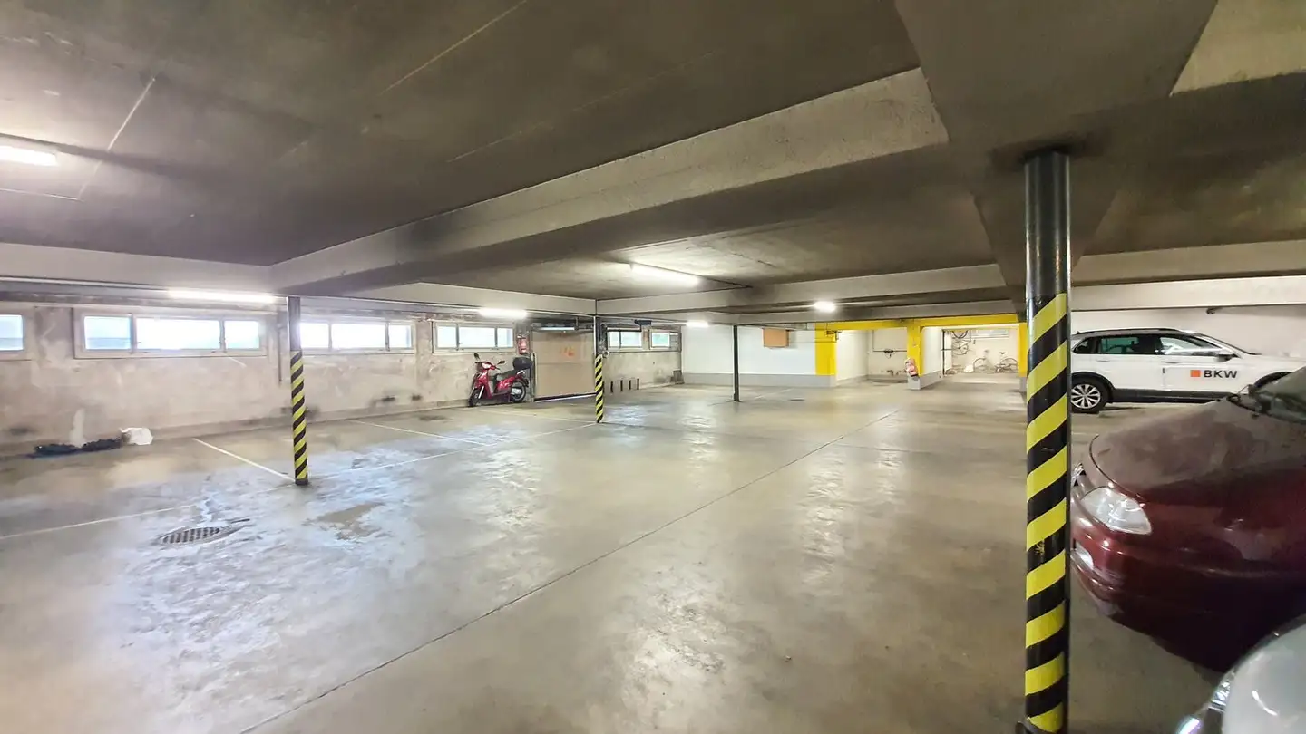 Parcheggio sotterraneo in affitto - Hangweg 103, 3095 Spiegel b. Bern