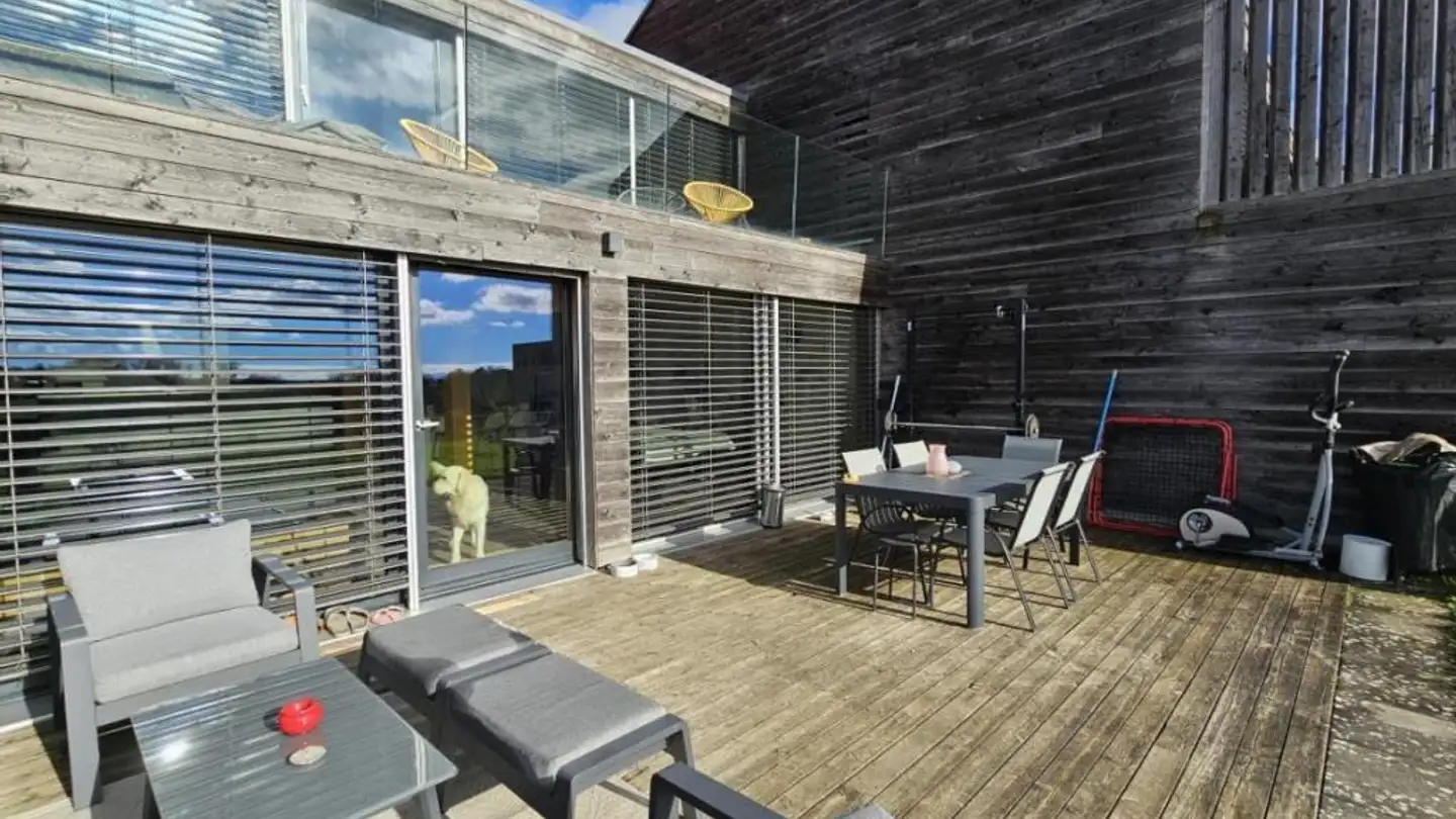 Row house for sale - 1306 Daillens