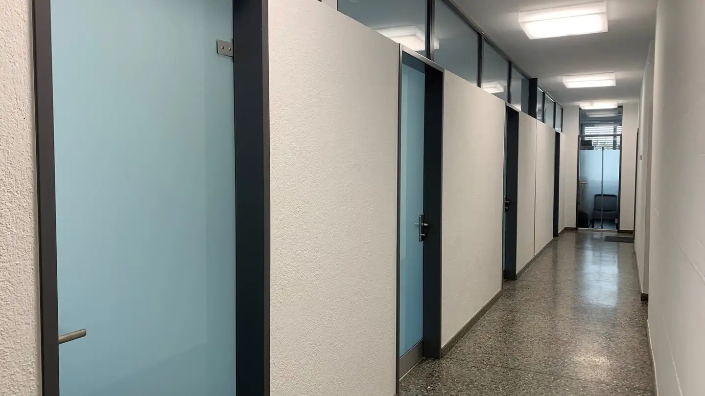 Office space for rent - Rue Johann-Renfer / Johann-Renfer-Strasse 4, 2504 Biel/Bienne - Photo 2