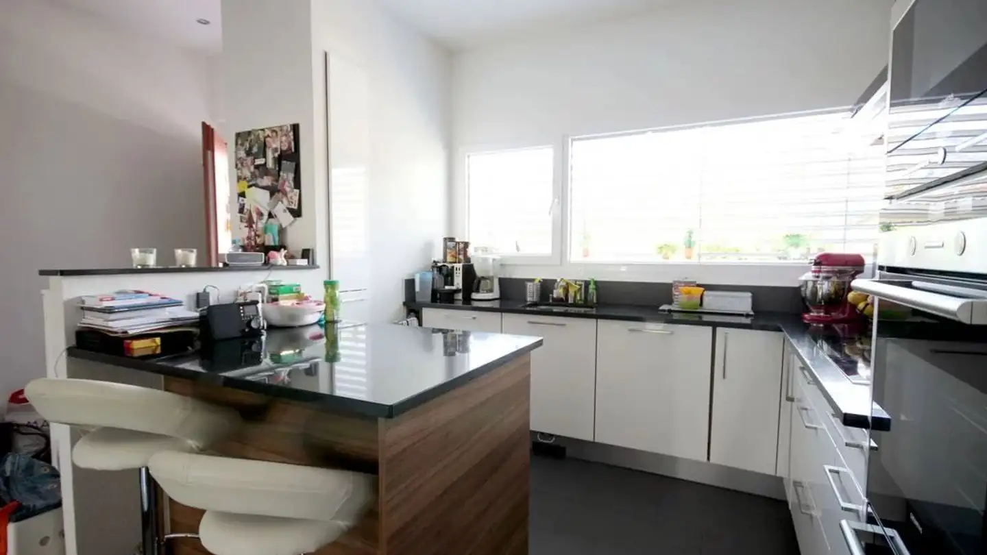 Villa for rent - Chemin Des Sources 2, 1185 Mont-sur-Rolle - Photo 2