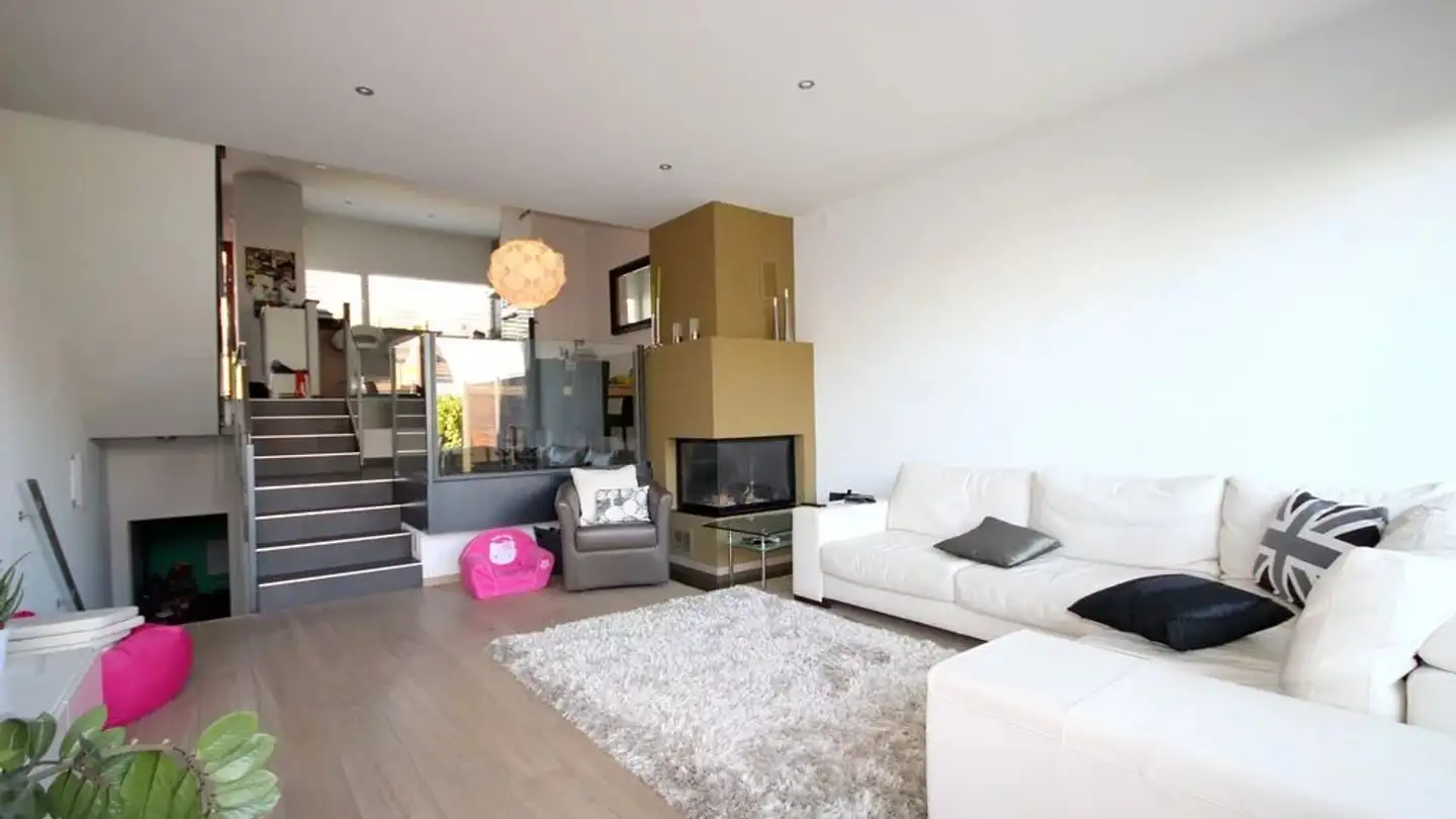 Villa for rent - Chemin Des Sources 2, 1185 Mont-sur-Rolle - Photo 4