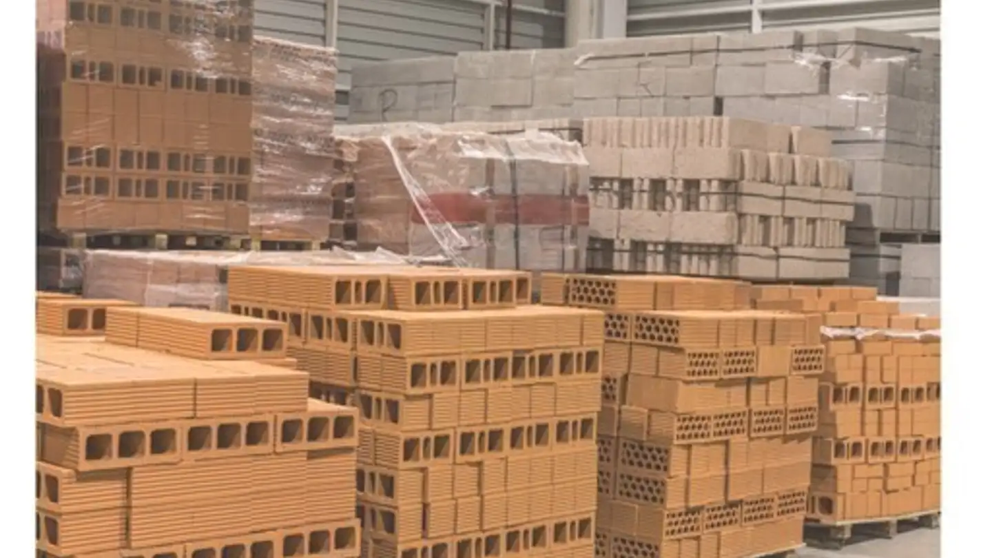 Edificio ad uso misto in affitto - 6593 Cadenazzo