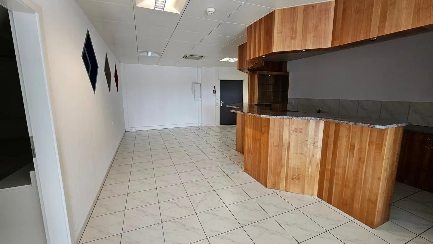 Bureau à louer - Hammerstrasse 6, 8180 Bülach