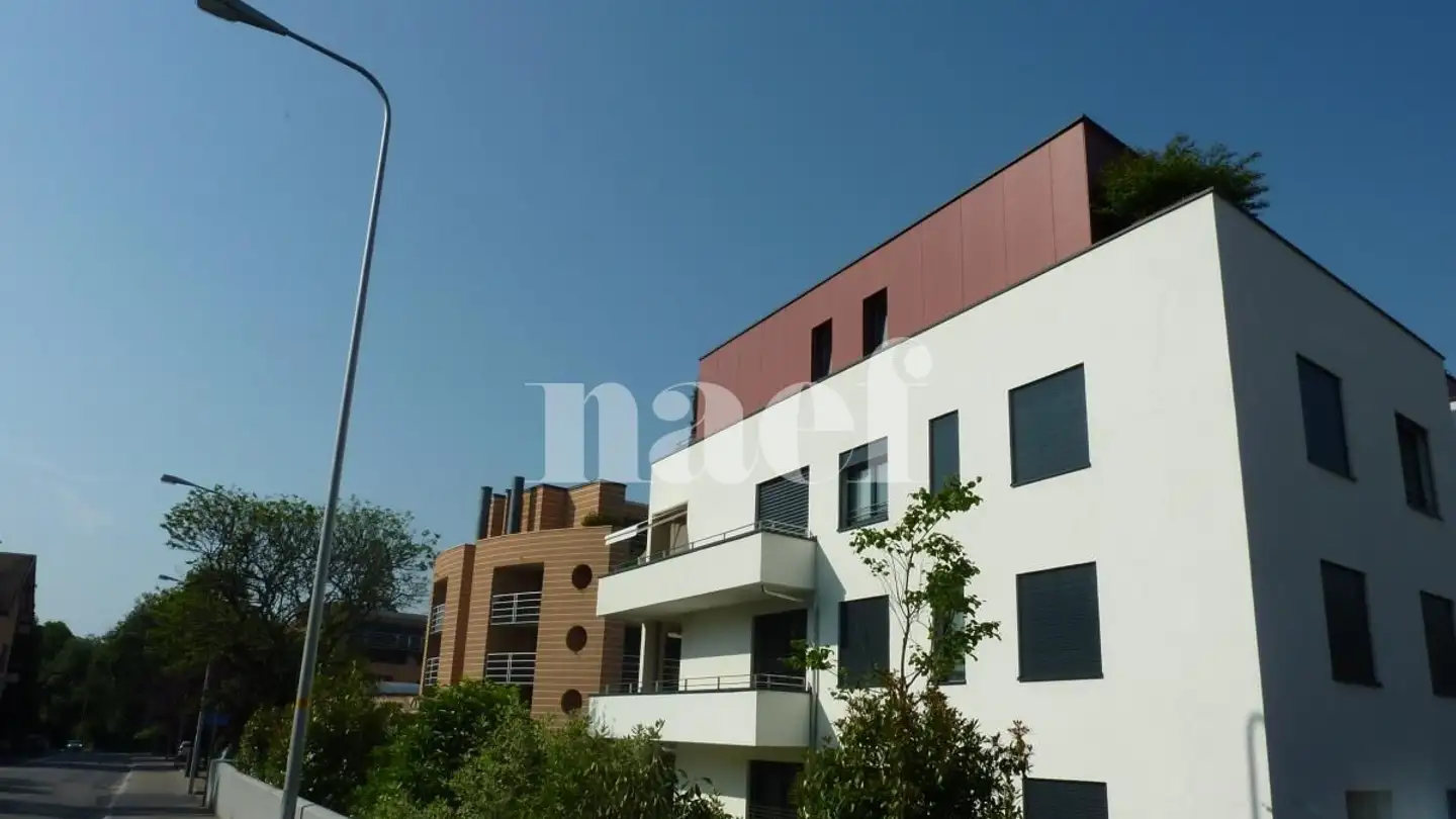 Parcheggio esterno in affitto - Route De Saint-Cergue 44, 1260 Nyon