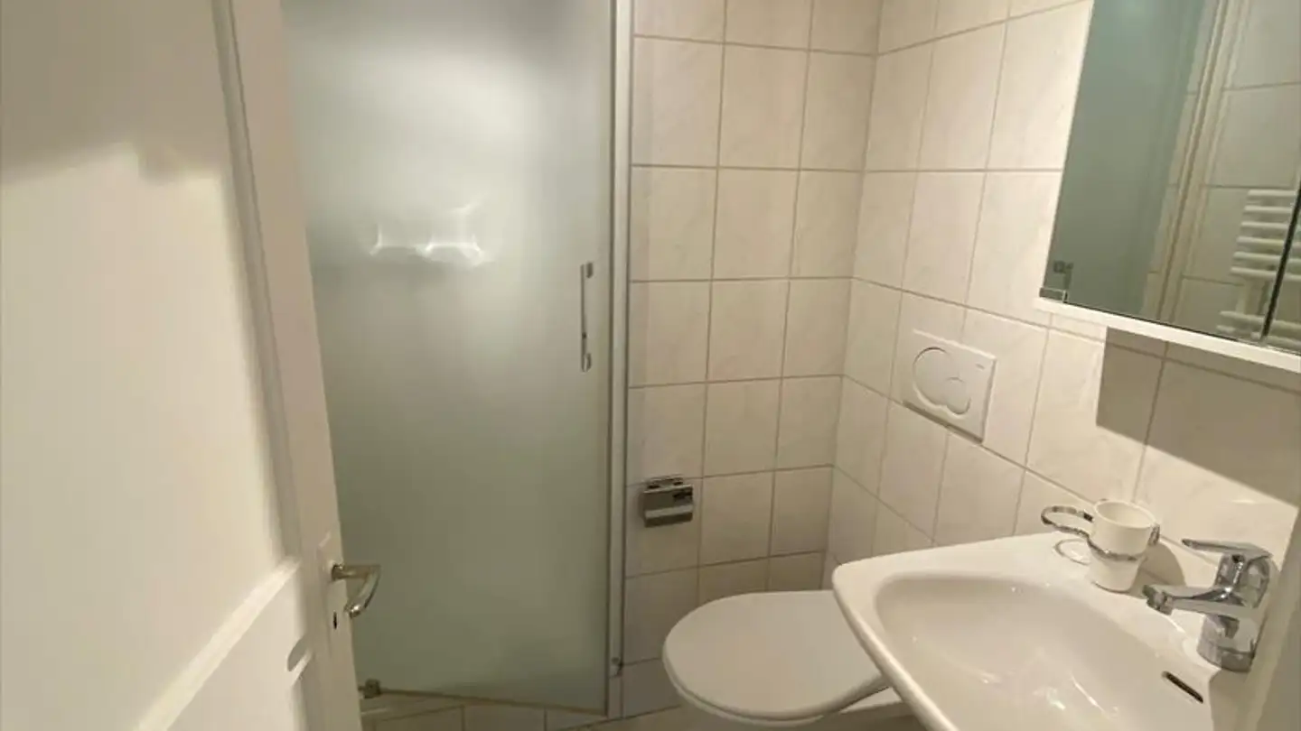 Appartamento in affitto - Place du Seize-Mars 8, 2610 St-Imier - Photo 4