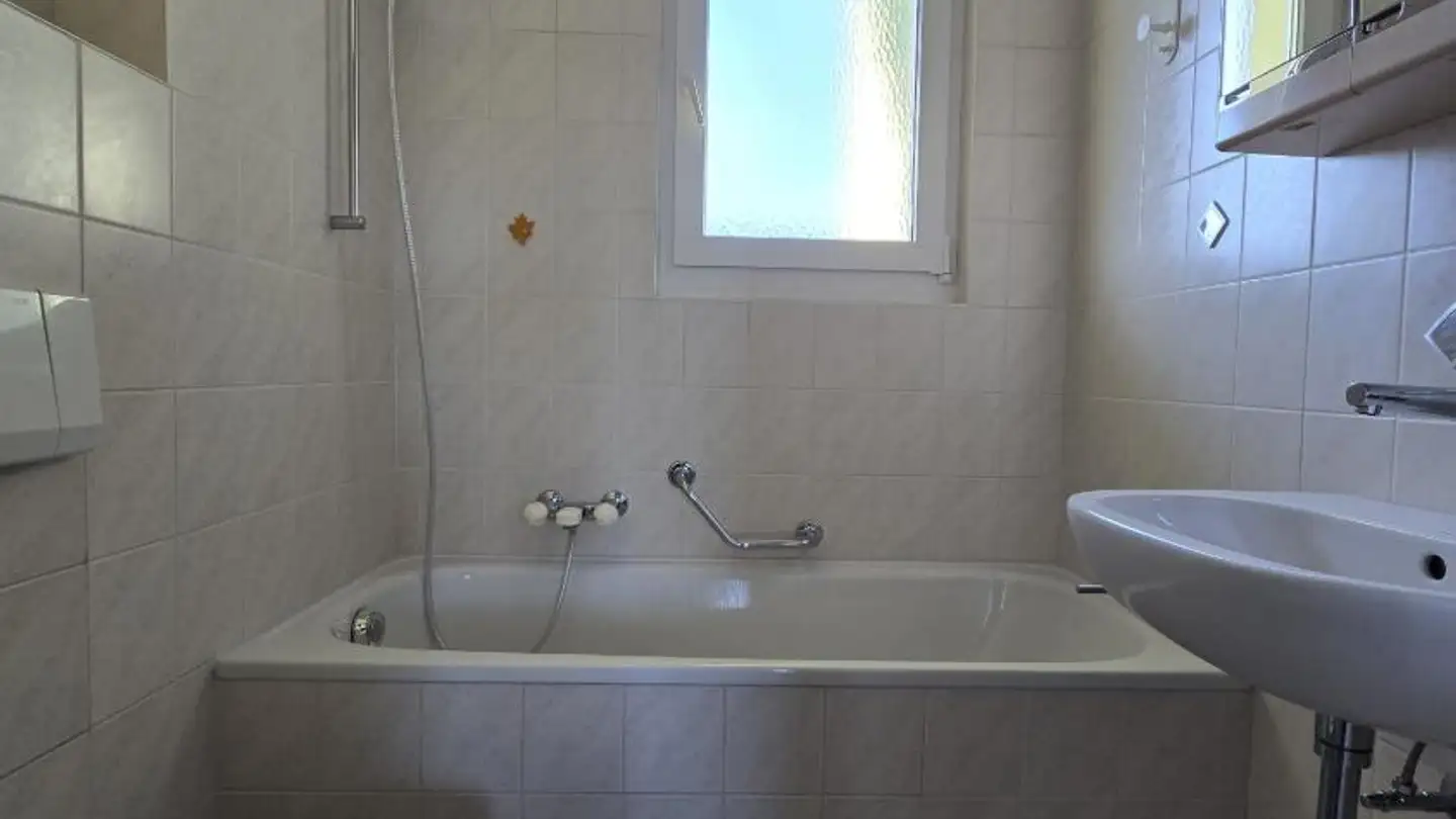 Wohnung mieten - Rue Ernest Roulet 17, 2034 Peseux - Foto 3