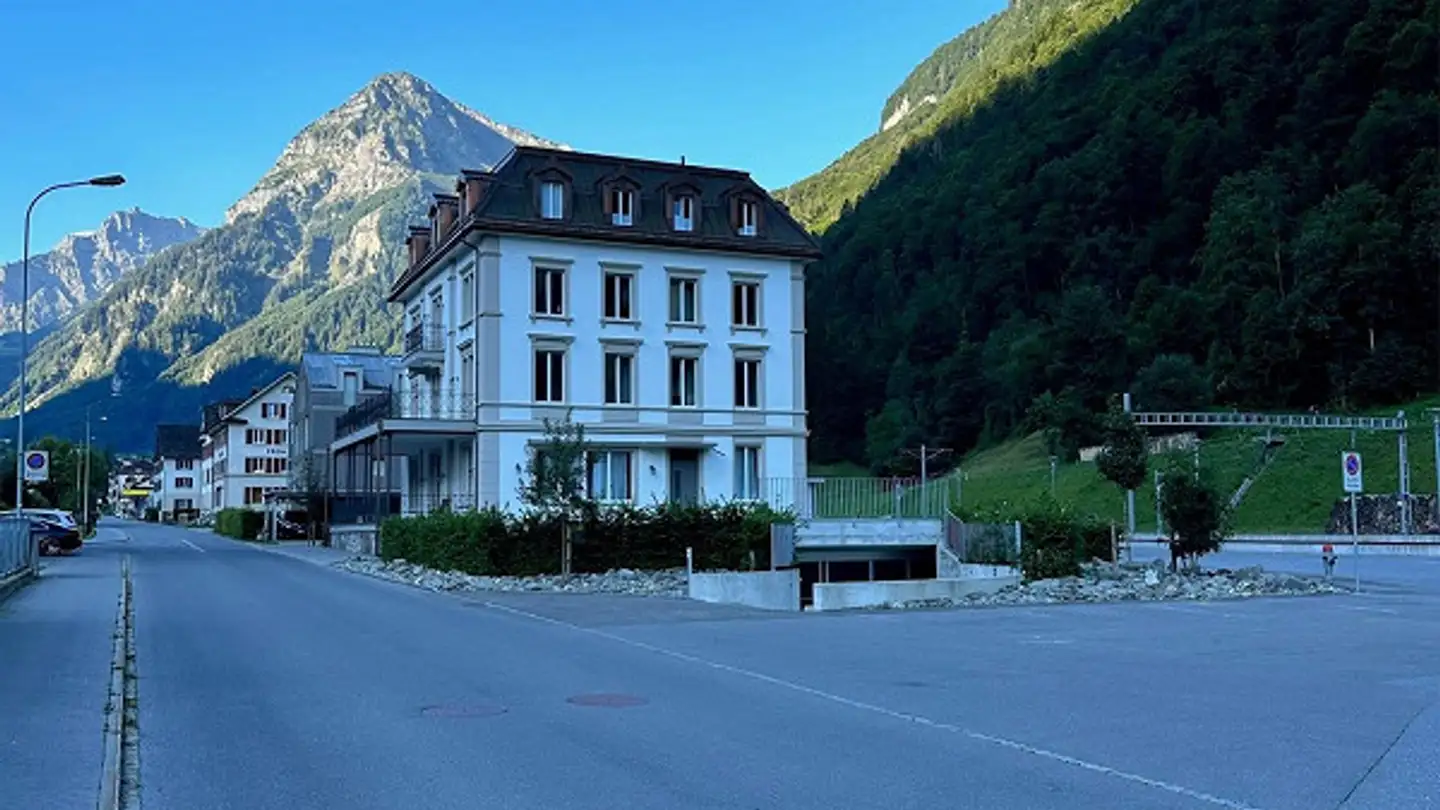 Apartment for rent - Bahnhofstrasse 4, 8783 Linthal - Photo 2