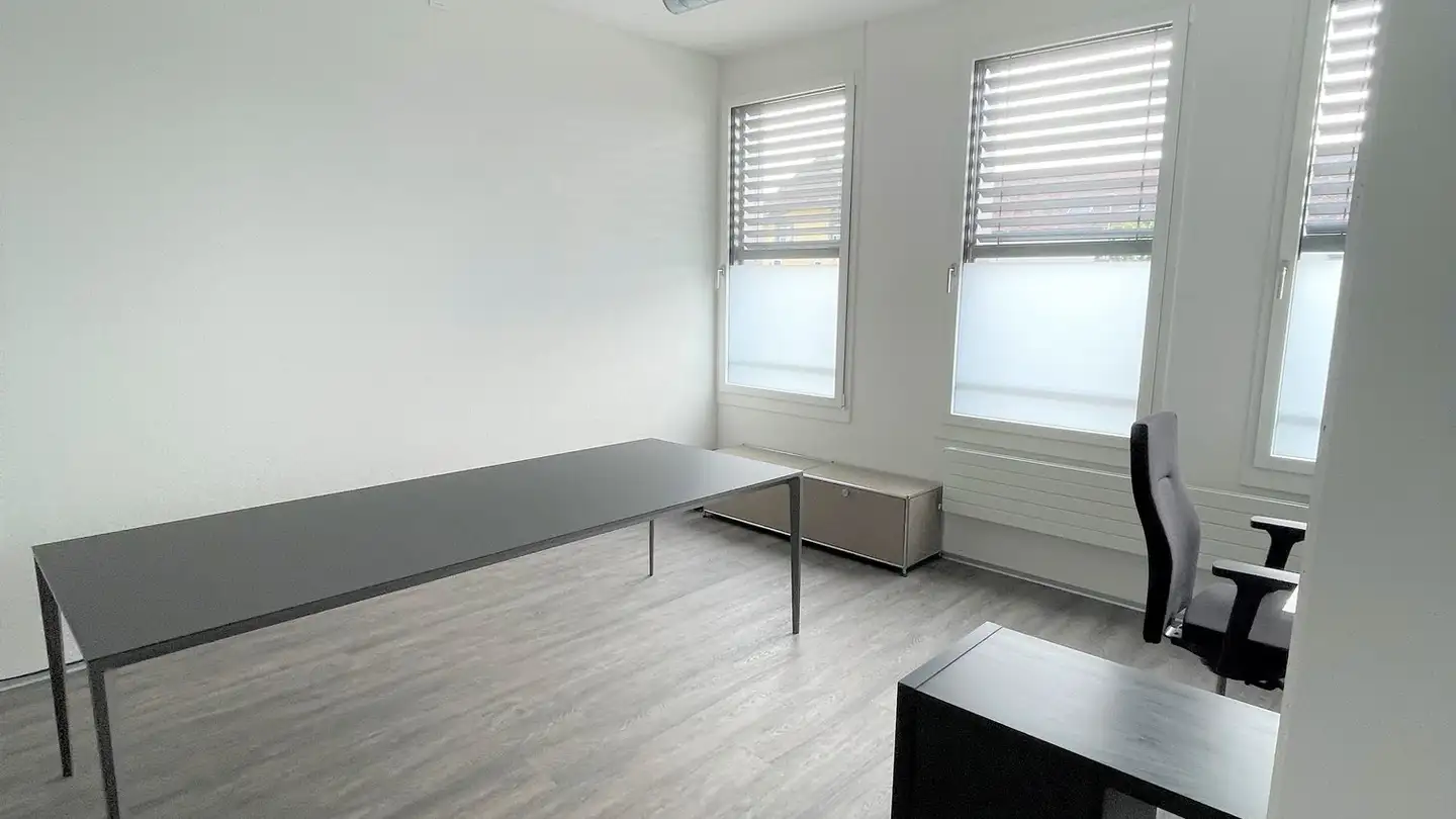 Bürofläche mieten - Tramstrasse 2, 5034 Suhr - Foto 4