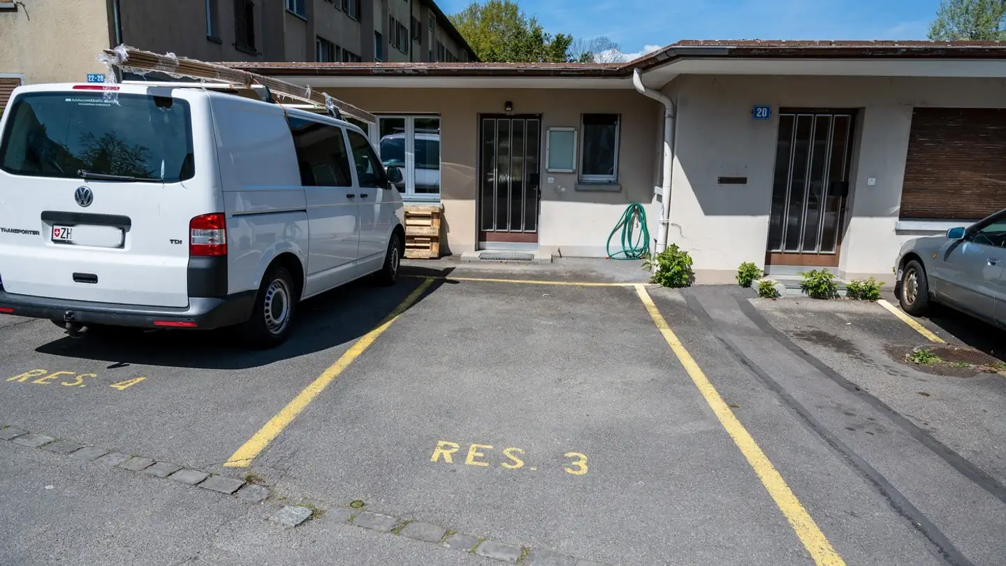 Parcheggio esterno in affitto - Sallenbachstrasse 20, 8055 Zürich