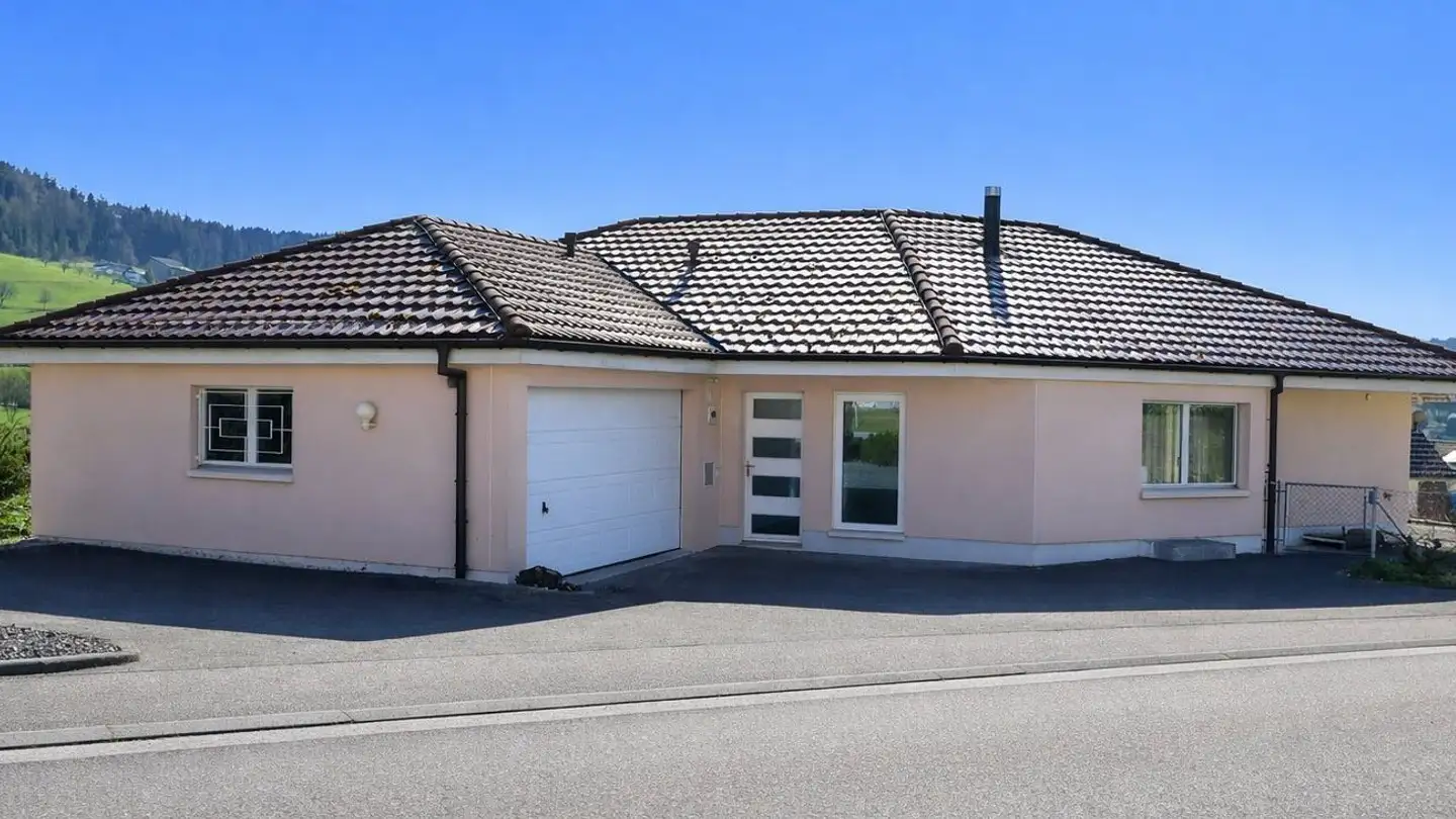 Casa singola in vendita - Hornstrasse 6, 6147 Altbüron