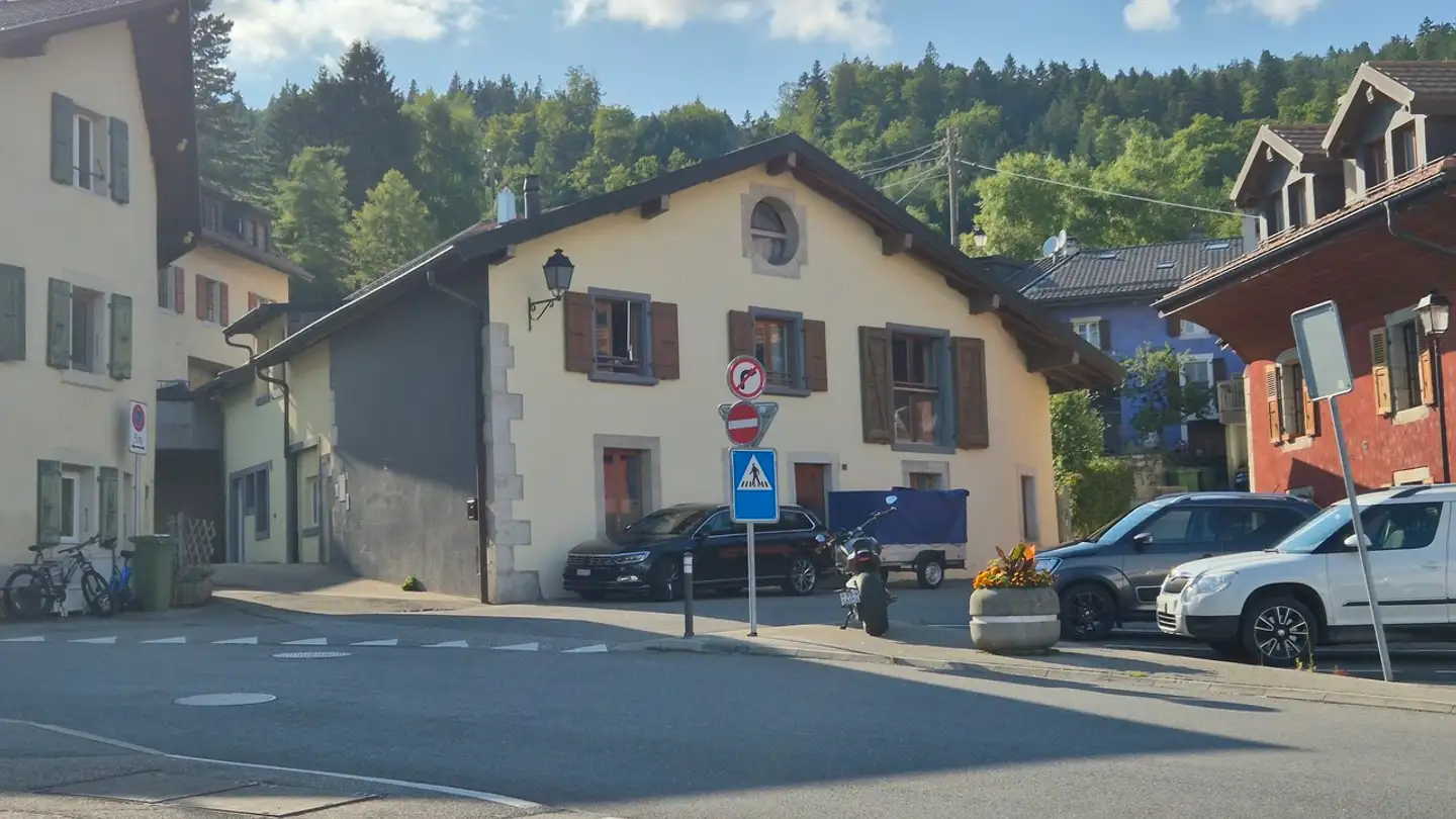 Immeuble résidentiel à vendre - Place de la Poste 6, 1188 St-George