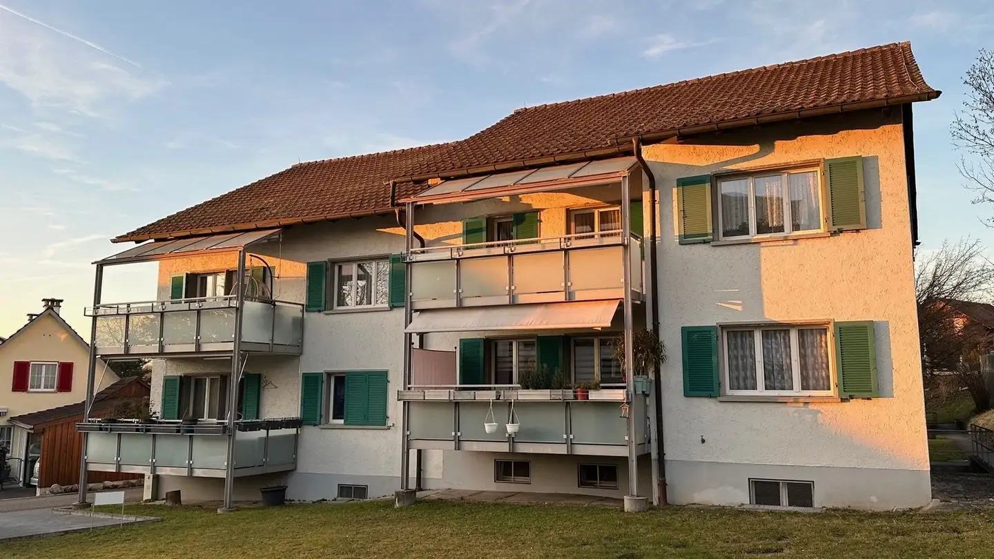 Appartement à louer - Russikerstrasse 101, 8330 Pfäffikon ZH