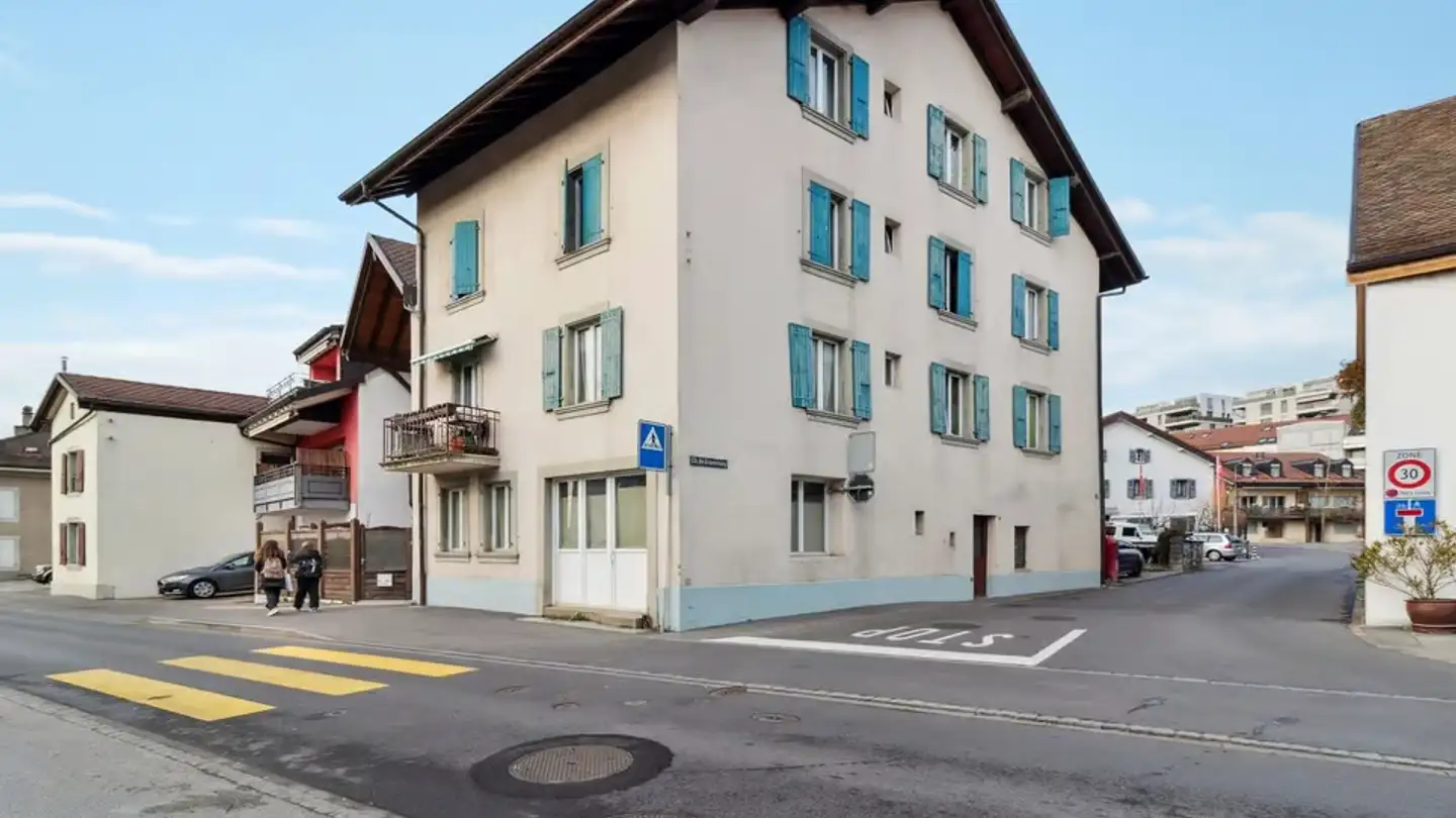 Residential building for sale - 1030 Bussigny