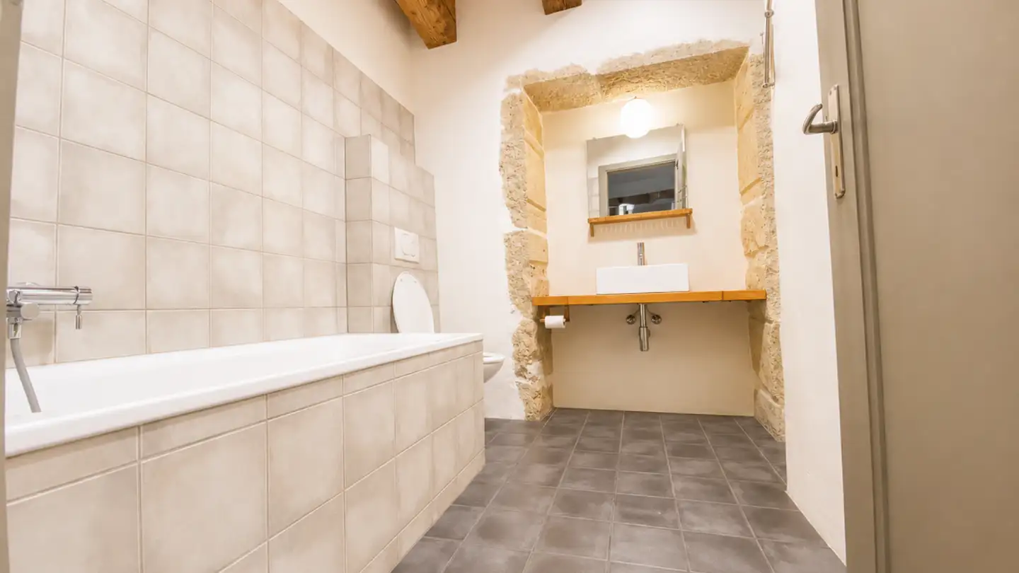 Appartement à louer - Rue Du Collège 20, 2520 La Neuveville - Photo 3