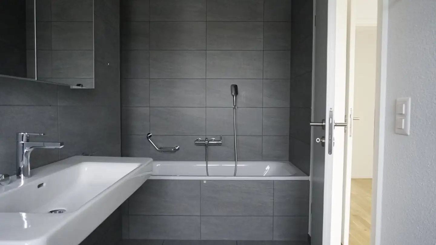 Appartamento in affitto - Hiltiwaldweg 4, 5443 Niederrohrdorf - Foto 3